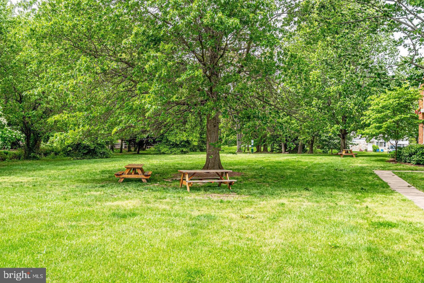 6609 POTOMAC AVE #B1, ALEXANDRIA, Virginia 22307, 2 Bedrooms Bedrooms, ,1 BathroomBathrooms,Residential,For sale,6609 POTOMAC AVE #B1,VAFX2285246 MLS # VAFX2285246