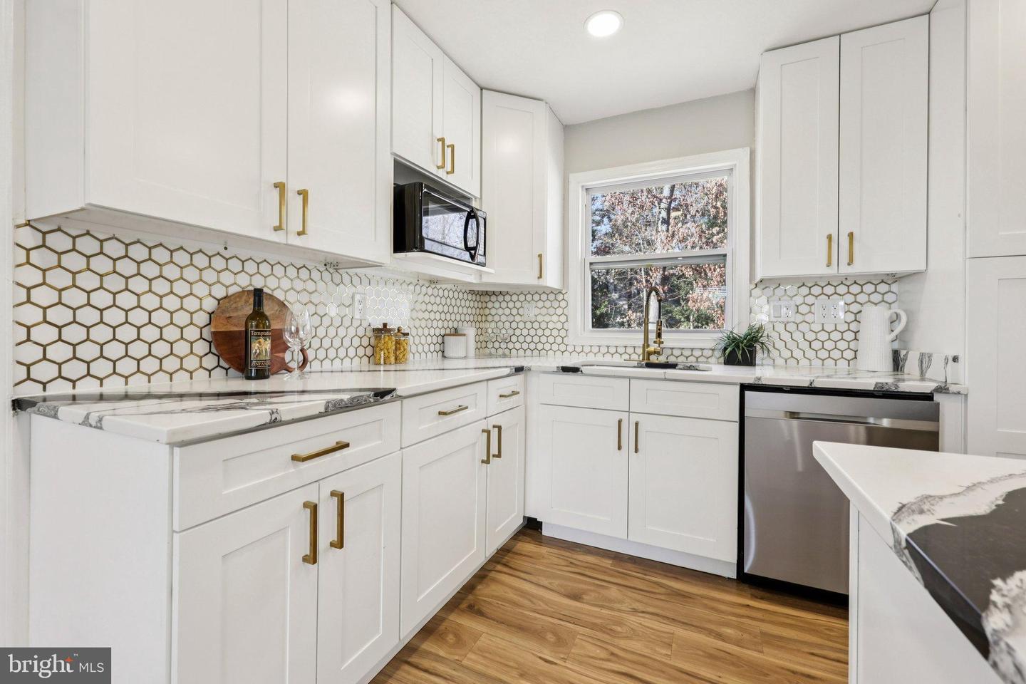 1940 RICHMOND AVE, WOODBRIDGE, Virginia 22191, 4 Bedrooms Bedrooms, 7 Rooms Rooms,3 BathroomsBathrooms,Residential,For sale,1940 RICHMOND AVE,VAPW2110440 MLS # VAPW2110440 1940 RICHMOND AVE, WOODBRIDGE, Virginia 22191, 4 Bedrooms Bedrooms, 7 Rooms Rooms,3 BathroomsBathrooms,Residential,For sale,1940 RICHMOND AVE,VAPW2110440 MLS # VAPW2110440