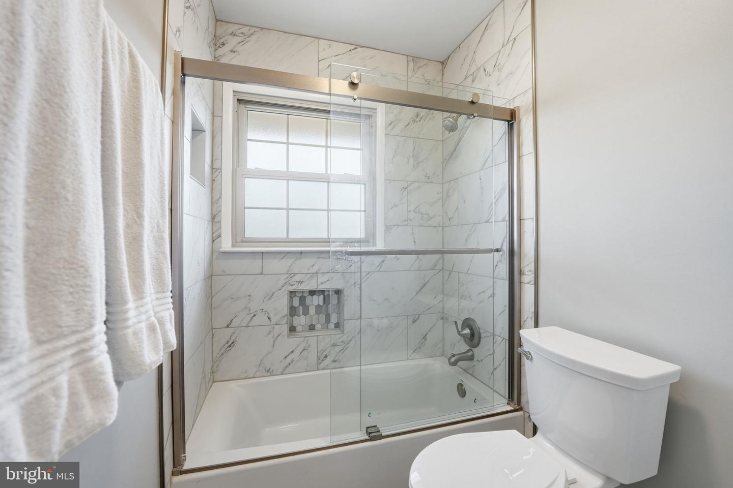 8517 BOUND BROOK LN, ALEXANDRIA, Virginia 22309, 4 Bedrooms Bedrooms, 4 Rooms Rooms,2 BathroomsBathrooms,Residential,For sale,8517 BOUND BROOK LN,VAFX2285514 MLS # VAFX2285514 8517 BOUND BROOK LN, ALEXANDRIA, Virginia 22309, 4 Bedrooms Bedrooms, 4 Rooms Rooms,2 BathroomsBathrooms,Residential,For sale,8517 BOUND BROOK LN,VAFX2285514 MLS # VAFX2285514