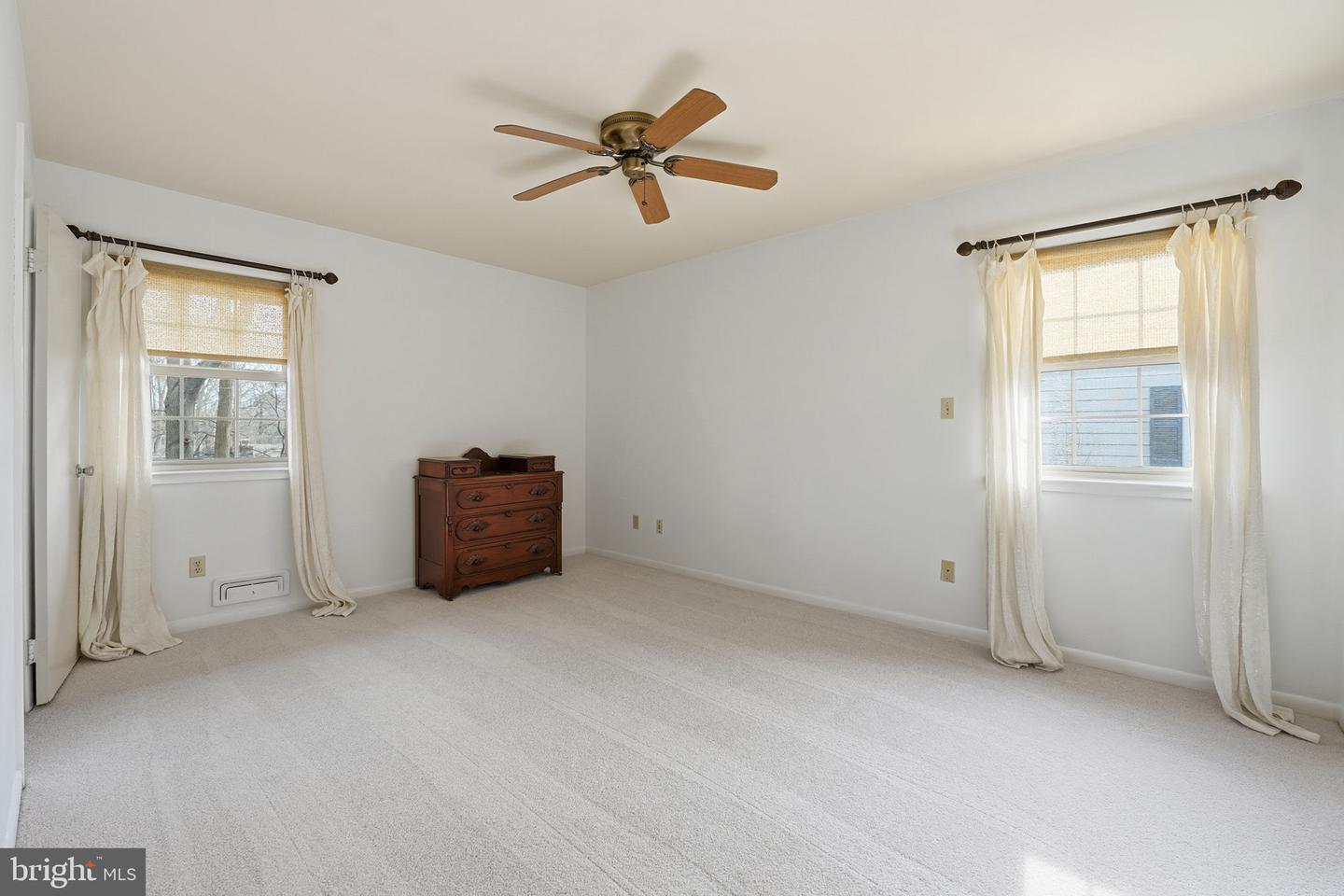 8517 BOUND BROOK LN, ALEXANDRIA, Virginia 22309, 4 Bedrooms Bedrooms, 4 Rooms Rooms,2 BathroomsBathrooms,Residential,For sale,8517 BOUND BROOK LN,VAFX2285514 MLS # VAFX2285514 8517 BOUND BROOK LN, ALEXANDRIA, Virginia 22309, 4 Bedrooms Bedrooms, 4 Rooms Rooms,2 BathroomsBathrooms,Residential,For sale,8517 BOUND BROOK LN,VAFX2285514 MLS # VAFX2285514