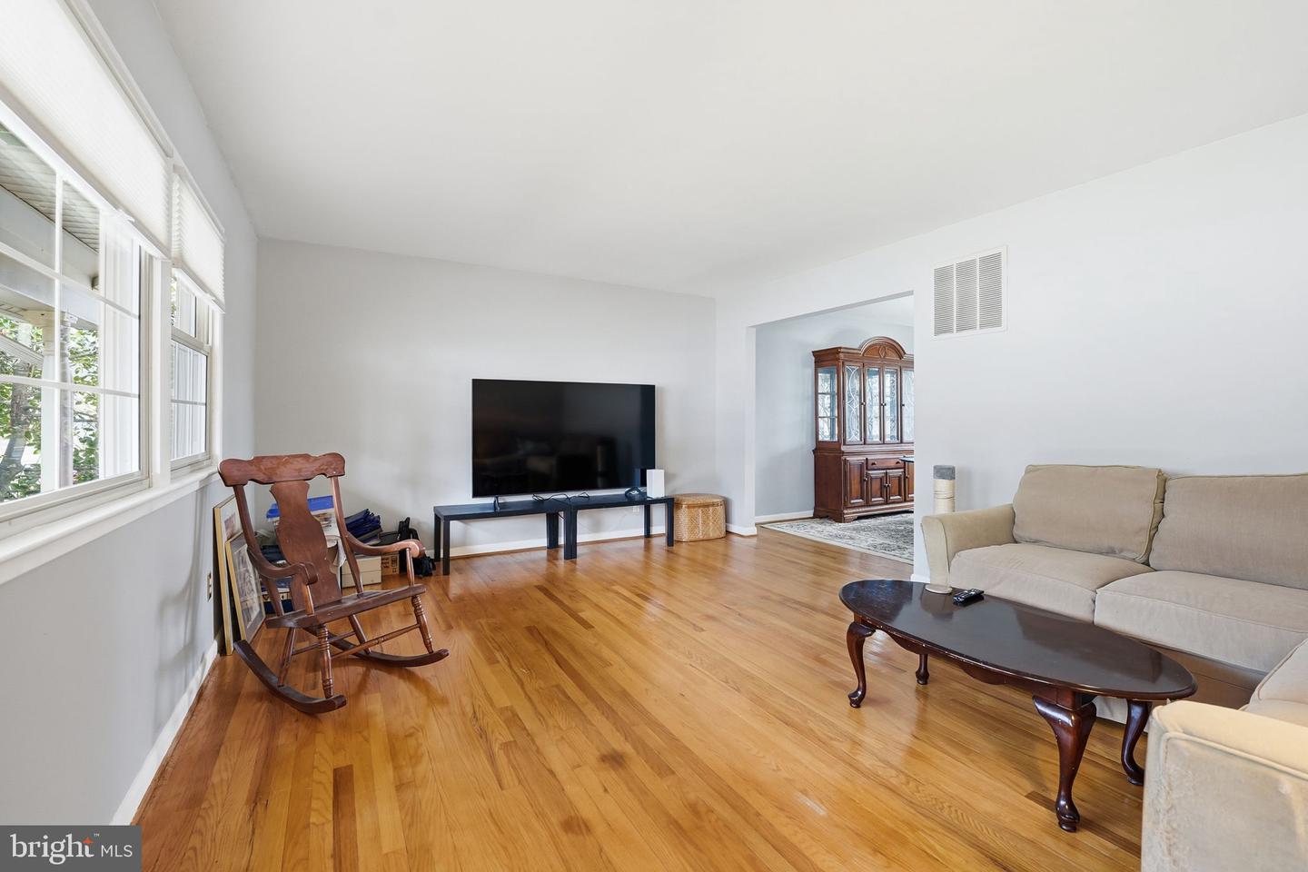 8517 BOUND BROOK LN, ALEXANDRIA, Virginia 22309, 4 Bedrooms Bedrooms, 4 Rooms Rooms,2 BathroomsBathrooms,Residential,For sale,8517 BOUND BROOK LN,VAFX2285514 MLS # VAFX2285514 8517 BOUND BROOK LN, ALEXANDRIA, Virginia 22309, 4 Bedrooms Bedrooms, 4 Rooms Rooms,2 BathroomsBathrooms,Residential,For sale,8517 BOUND BROOK LN,VAFX2285514 MLS # VAFX2285514