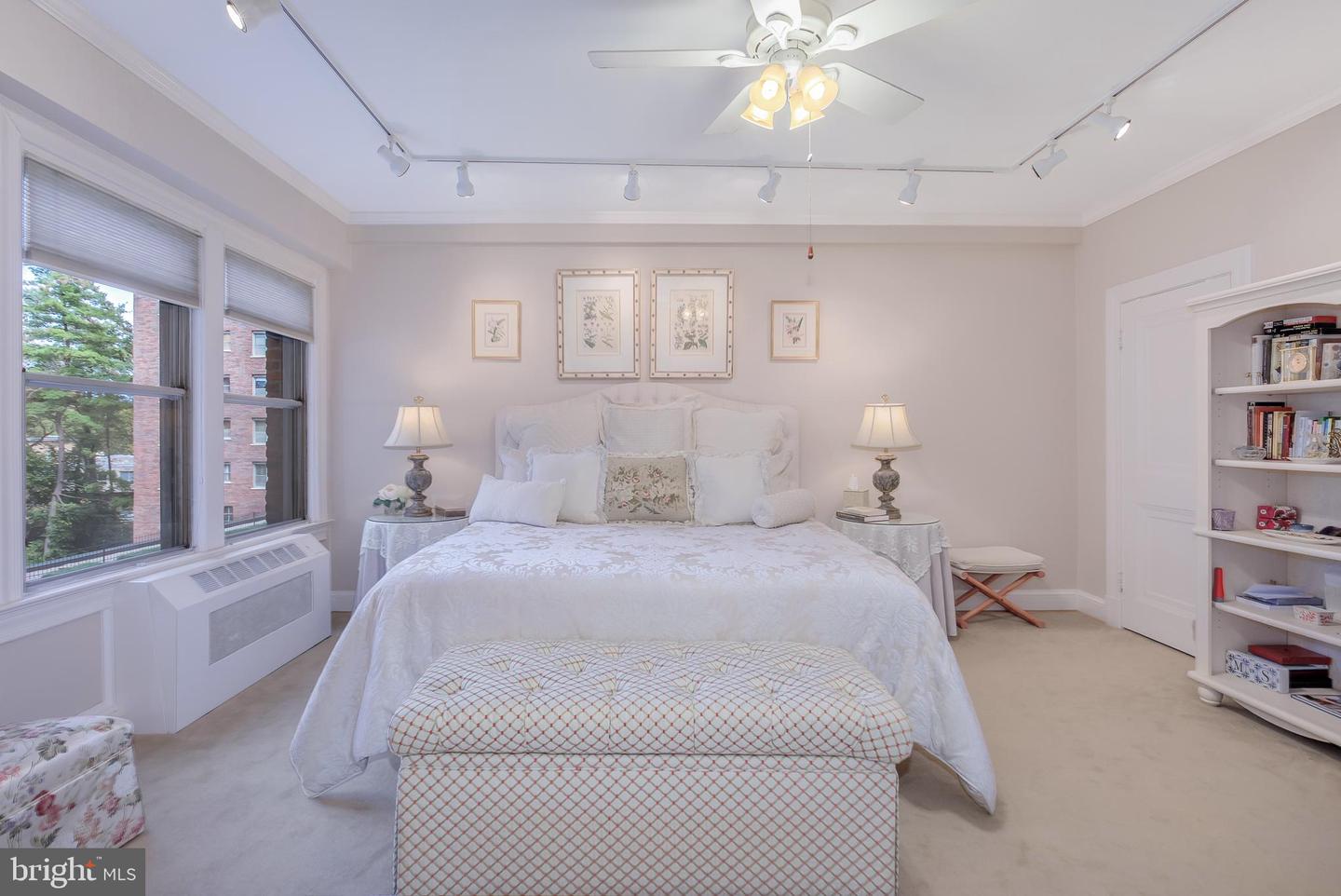 4000 CATHEDRAL AVE NW #134B, WASHINGTON, District Of Columbia 20016, 1 Bedroom Bedrooms, ,1 BathroomBathrooms,Residential,For sale,4000 CATHEDRAL AVE NW #134B,DCDC2241190 MLS # DCDC2241190