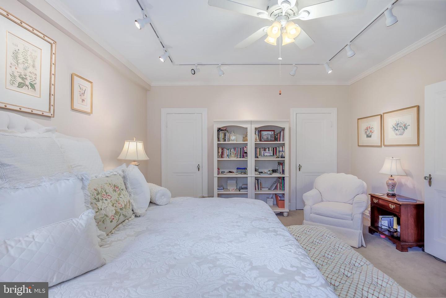 4000 CATHEDRAL AVE NW #134B, WASHINGTON, District Of Columbia 20016, 1 Bedroom Bedrooms, ,1 BathroomBathrooms,Residential,For sale,4000 CATHEDRAL AVE NW #134B,DCDC2241190 MLS # DCDC2241190