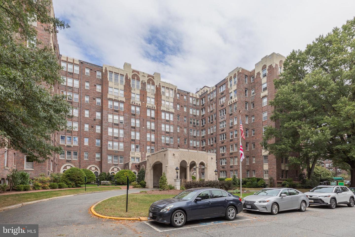 4000 CATHEDRAL AVE NW #134B, WASHINGTON, District Of Columbia 20016, 1 Bedroom Bedrooms, ,1 BathroomBathrooms,Residential,For sale,4000 CATHEDRAL AVE NW #134B,DCDC2241190 MLS # DCDC2241190