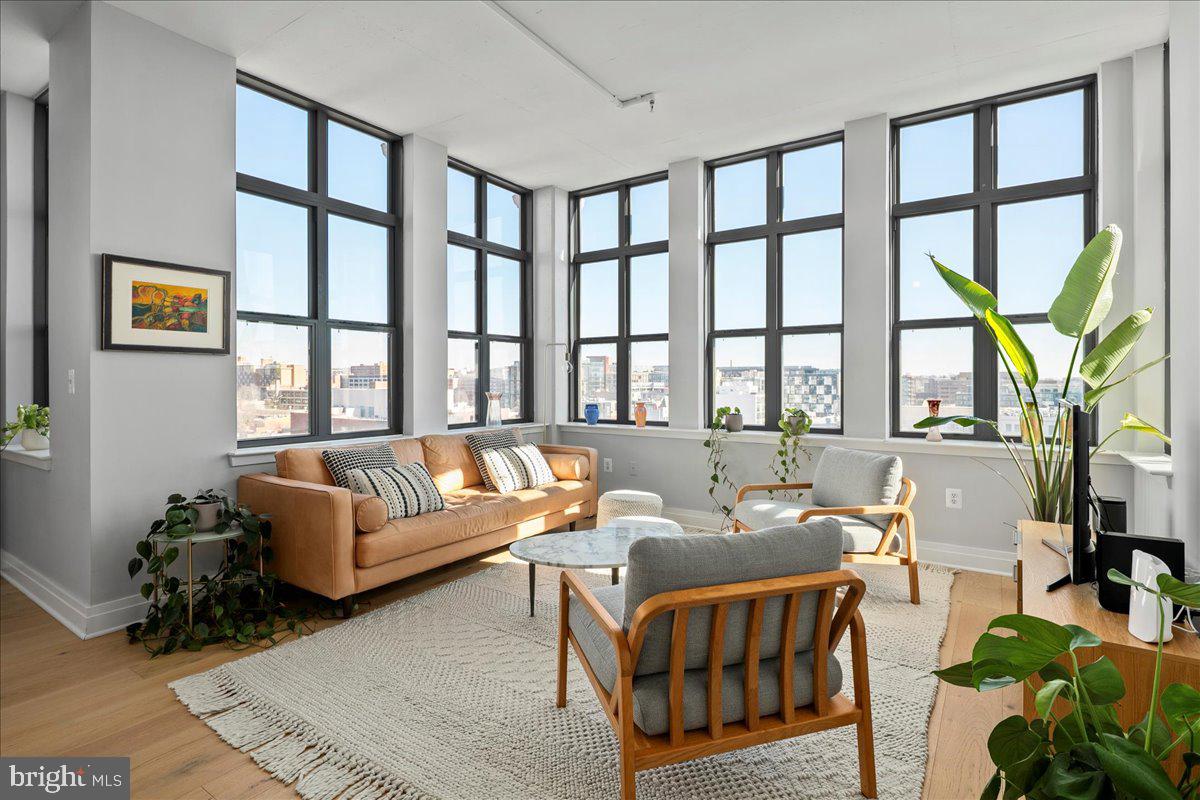 2020 12TH ST NW #812, WASHINGTON, District Of Columbia 20009, 2 Bedrooms Bedrooms, ,2 BathroomsBathrooms,Residential,For sale,2020 12TH ST NW #812,DCDC2241236 MLS # DCDC2241236