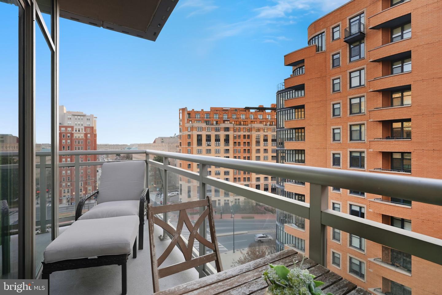 811 4TH ST NW #805, WASHINGTON, District Of Columbia 20001, 2 Bedrooms Bedrooms, ,2 BathroomsBathrooms,Residential,For sale,811 4TH ST NW #805,DCDC2241328 MLS # DCDC2241328