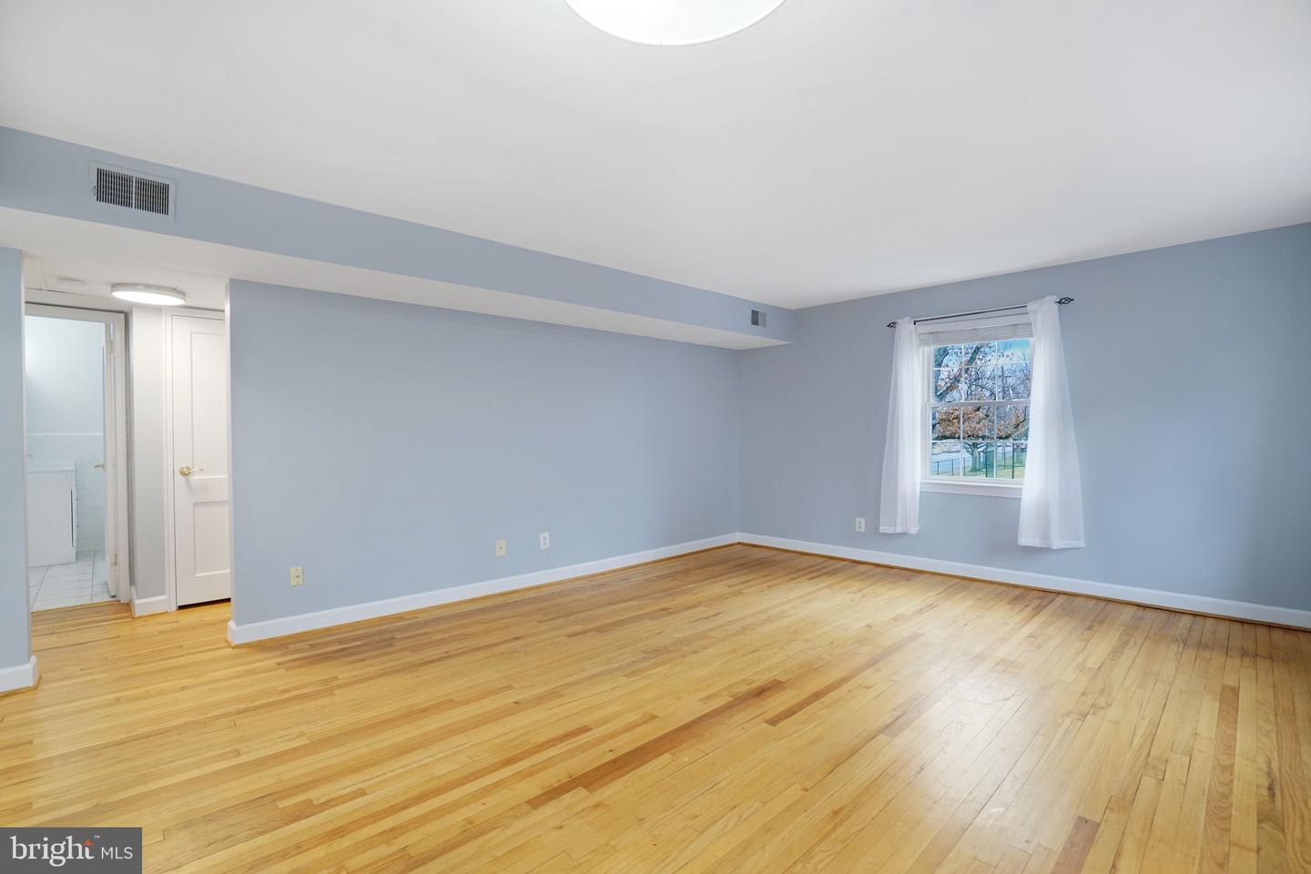 710 S FAYETTE ST #22, ALEXANDRIA, Virginia 22314, 2 Bedrooms Bedrooms, ,1 BathroomBathrooms,Residential,For sale,710 S FAYETTE ST #22,VAAX2053150 MLS # VAAX2053150