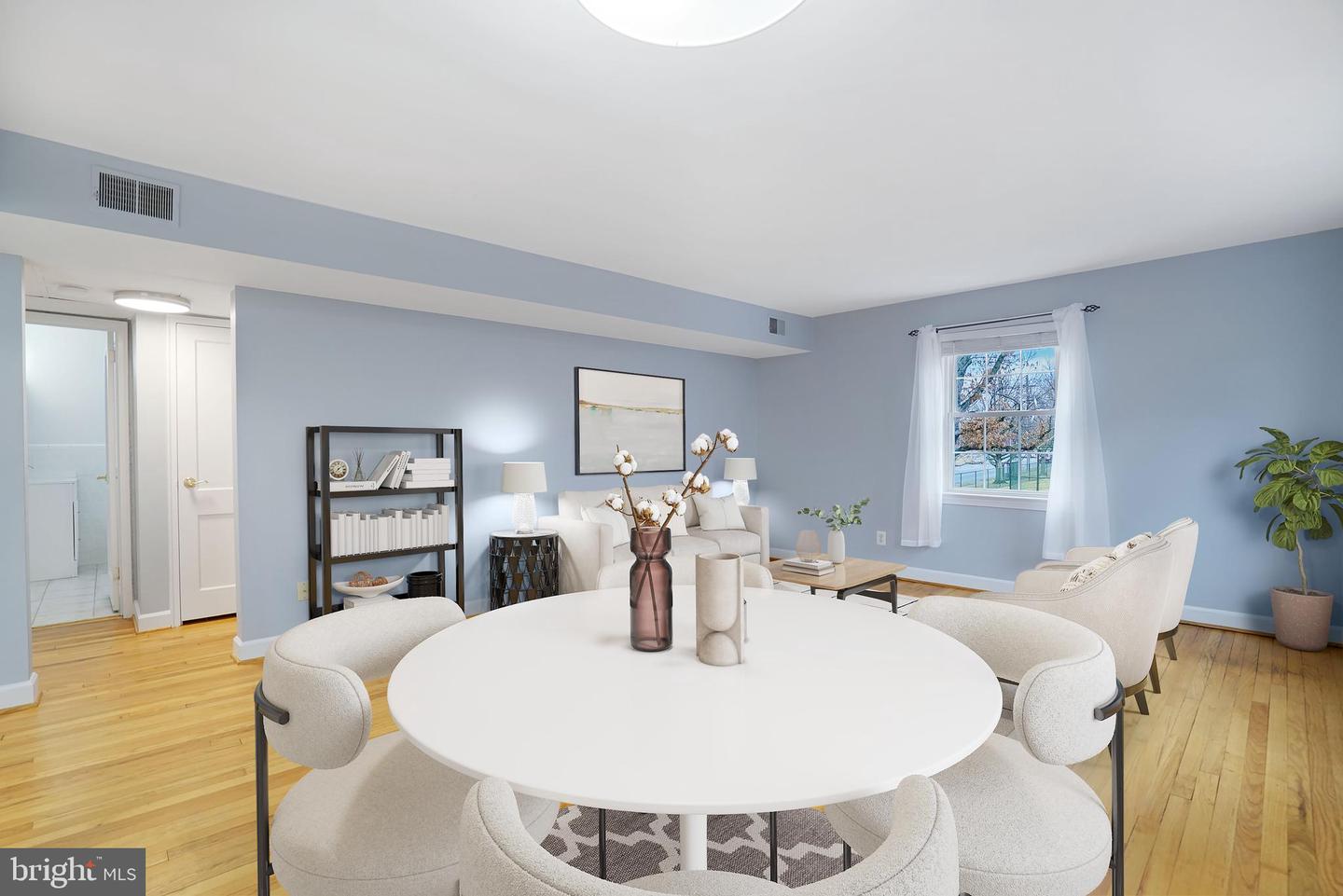 710 S FAYETTE ST #22, ALEXANDRIA, Virginia 22314, 2 Bedrooms Bedrooms, ,1 BathroomBathrooms,Residential,For sale,710 S FAYETTE ST #22,VAAX2053150 MLS # VAAX2053150