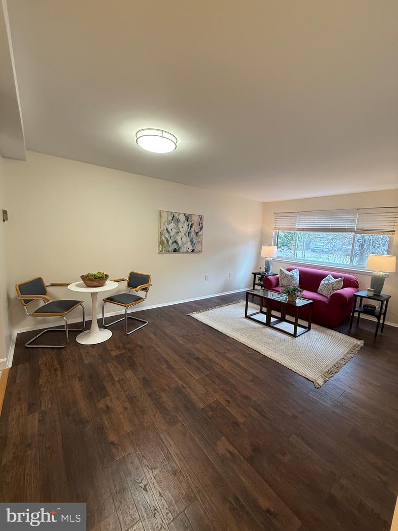 4555 MACARTHUR BLVD NW #107, WASHINGTON, District Of Columbia 20007, 1 Bedroom Bedrooms, 4 Rooms Rooms,1 BathroomBathrooms,Residential,For sale,4555 MACARTHUR BLVD NW #107,DCDC2241912 MLS # DCDC2241912 4555 MACARTHUR BLVD NW #107, WASHINGTON, District Of Columbia 20007, 1 Bedroom Bedrooms, 4 Rooms Rooms,1 BathroomBathrooms,Residential,For sale,4555 MACARTHUR BLVD NW #107,DCDC2241912 MLS # DCDC2241912