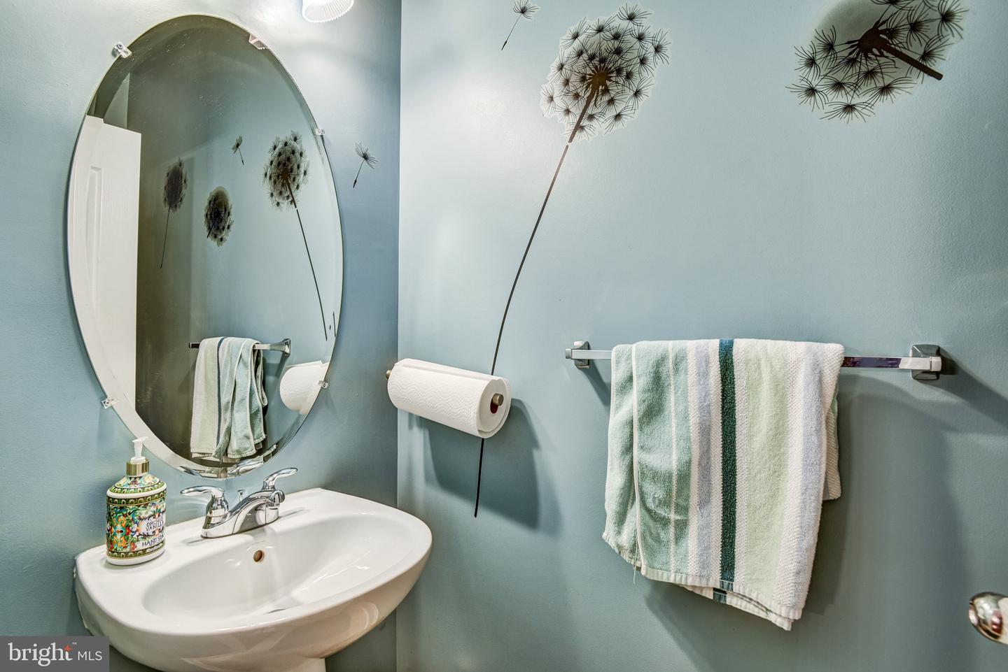 4112 POTOMAC HIGHLANDS CIR, TRIANGLE, Virginia 22172, 3 Bedrooms Bedrooms, ,2 BathroomsBathrooms,Residential,For sale,4112 POTOMAC HIGHLANDS CIR,VAPW2110852 MLS # VAPW2110852 4112 POTOMAC HIGHLANDS CIR, TRIANGLE, Virginia 22172, 3 Bedrooms Bedrooms, ,2 BathroomsBathrooms,Residential,For sale,4112 POTOMAC HIGHLANDS CIR,VAPW2110852 MLS # VAPW2110852