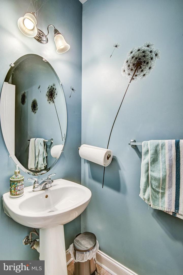 4112 POTOMAC HIGHLANDS CIR, TRIANGLE, Virginia 22172, 3 Bedrooms Bedrooms, ,2 BathroomsBathrooms,Residential,For sale,4112 POTOMAC HIGHLANDS CIR,VAPW2110852 MLS # VAPW2110852 4112 POTOMAC HIGHLANDS CIR, TRIANGLE, Virginia 22172, 3 Bedrooms Bedrooms, ,2 BathroomsBathrooms,Residential,For sale,4112 POTOMAC HIGHLANDS CIR,VAPW2110852 MLS # VAPW2110852