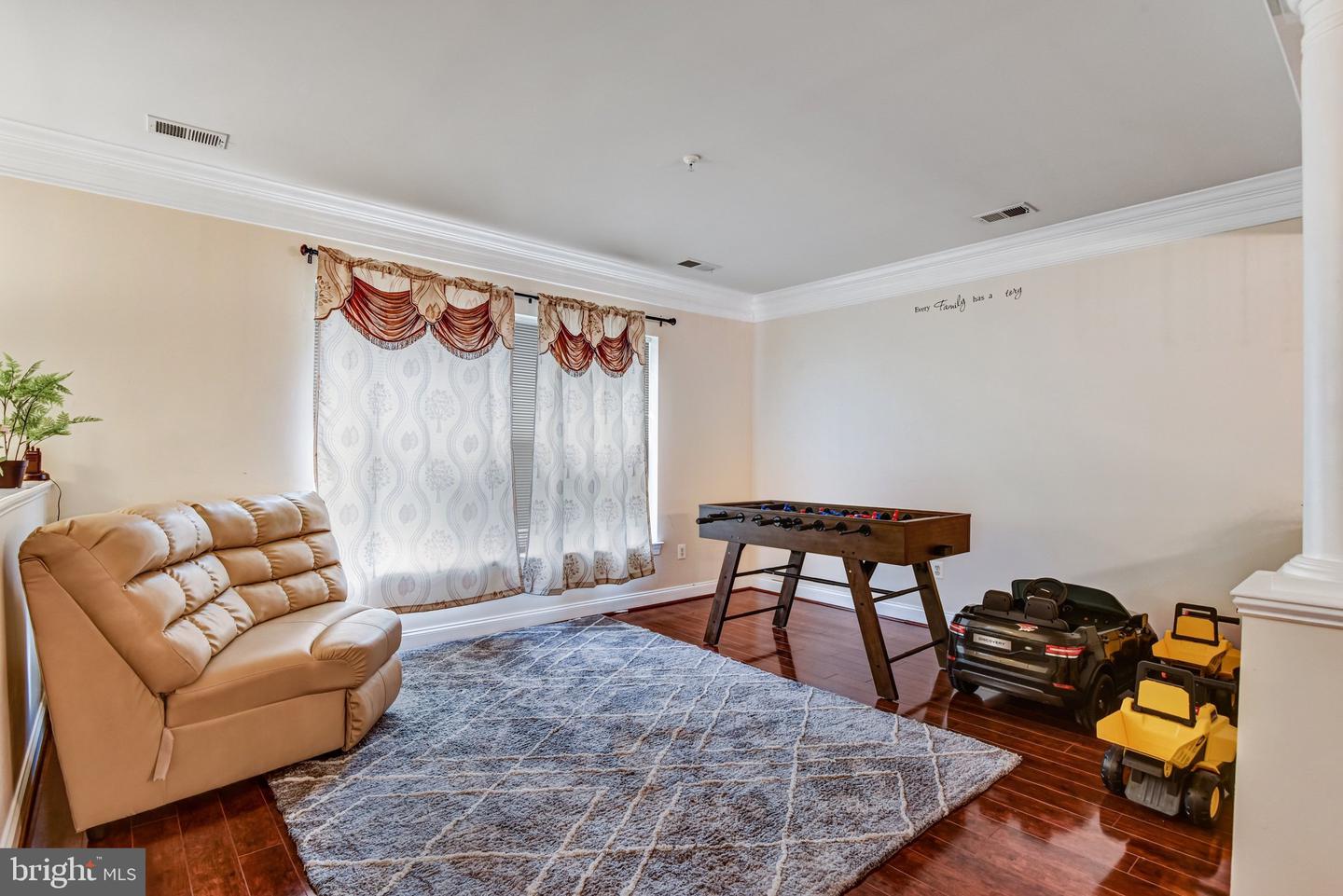 4112 POTOMAC HIGHLANDS CIR, TRIANGLE, Virginia 22172, 3 Bedrooms Bedrooms, ,2 BathroomsBathrooms,Residential,For sale,4112 POTOMAC HIGHLANDS CIR,VAPW2110852 MLS # VAPW2110852 4112 POTOMAC HIGHLANDS CIR, TRIANGLE, Virginia 22172, 3 Bedrooms Bedrooms, ,2 BathroomsBathrooms,Residential,For sale,4112 POTOMAC HIGHLANDS CIR,VAPW2110852 MLS # VAPW2110852