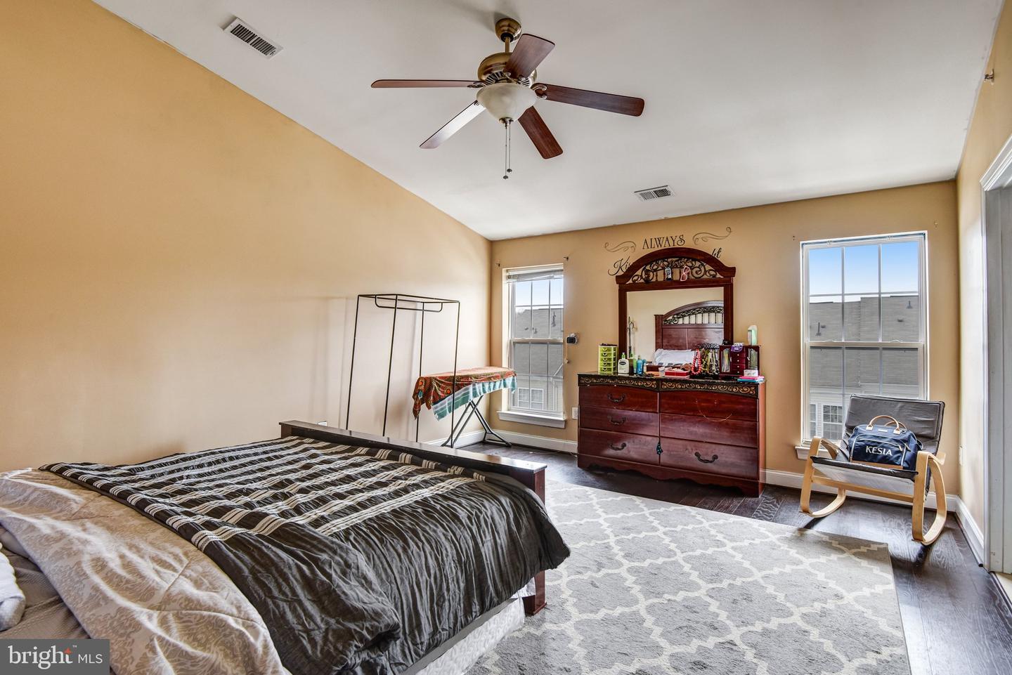 4112 POTOMAC HIGHLANDS CIR, TRIANGLE, Virginia 22172, 3 Bedrooms Bedrooms, ,2 BathroomsBathrooms,Residential,For sale,4112 POTOMAC HIGHLANDS CIR,VAPW2110852 MLS # VAPW2110852 4112 POTOMAC HIGHLANDS CIR, TRIANGLE, Virginia 22172, 3 Bedrooms Bedrooms, ,2 BathroomsBathrooms,Residential,For sale,4112 POTOMAC HIGHLANDS CIR,VAPW2110852 MLS # VAPW2110852