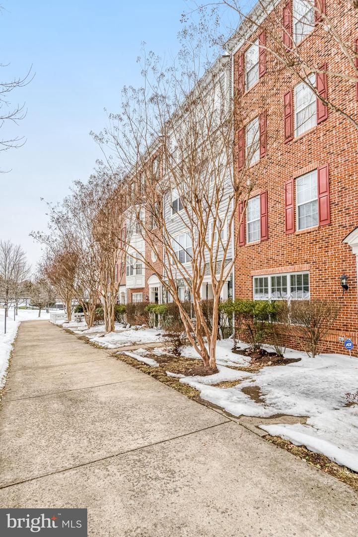 4112 POTOMAC HIGHLANDS CIR, TRIANGLE, Virginia 22172, 3 Bedrooms Bedrooms, ,2 BathroomsBathrooms,Residential,For sale,4112 POTOMAC HIGHLANDS CIR,VAPW2110852 MLS # VAPW2110852 4112 POTOMAC HIGHLANDS CIR, TRIANGLE, Virginia 22172, 3 Bedrooms Bedrooms, ,2 BathroomsBathrooms,Residential,For sale,4112 POTOMAC HIGHLANDS CIR,VAPW2110852 MLS # VAPW2110852