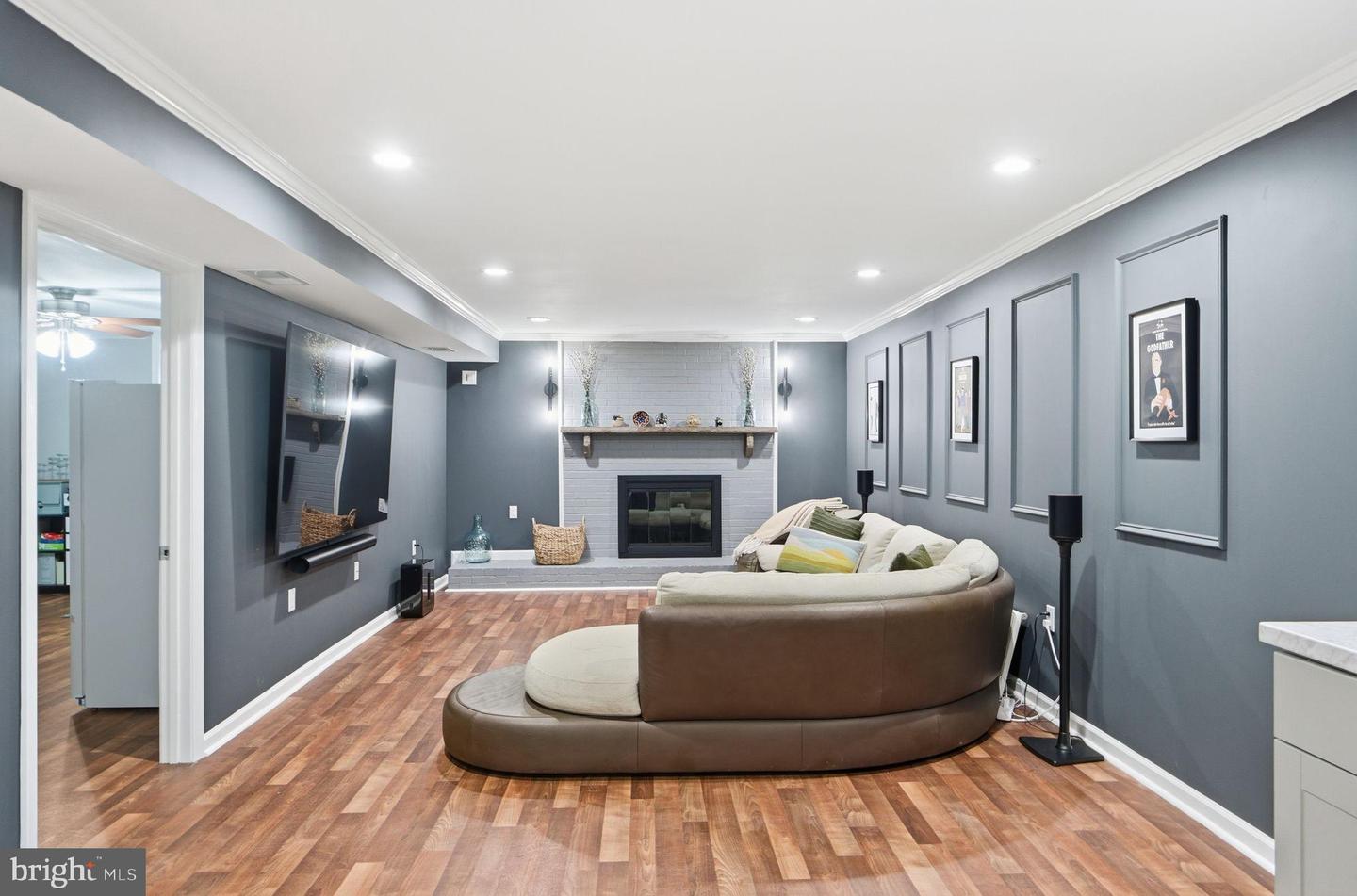 5955 EDGEWOOD LN, ALEXANDRIA, Virginia 22310, 5 Bedrooms Bedrooms, 9 Rooms Rooms,4 BathroomsBathrooms,Residential,For sale,5955 EDGEWOOD LN,VAFX2286872 MLS # VAFX2286872 5955 EDGEWOOD LN, ALEXANDRIA, Virginia 22310, 5 Bedrooms Bedrooms, 9 Rooms Rooms,4 BathroomsBathrooms,Residential,For sale,5955 EDGEWOOD LN,VAFX2286872 MLS # VAFX2286872