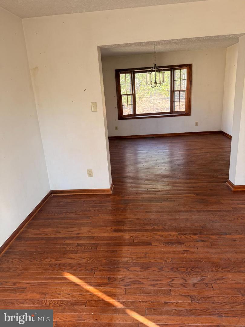 2134 HARPOON DR, STAFFORD, Virginia 22554, 4 Bedrooms Bedrooms, 7 Rooms Rooms,2 BathroomsBathrooms,Residential,For sale,2134 HARPOON DR,VAST2045424 MLS # VAST2045424