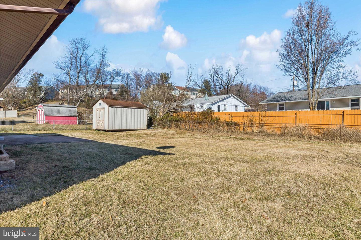 13513 FITZHUGH LN, WOODBRIDGE, Virginia 22191, 3 Bedrooms Bedrooms, ,2 BathroomsBathrooms,Residential,For sale,13513 FITZHUGH LN,VAPW2111014 MLS # VAPW2111014