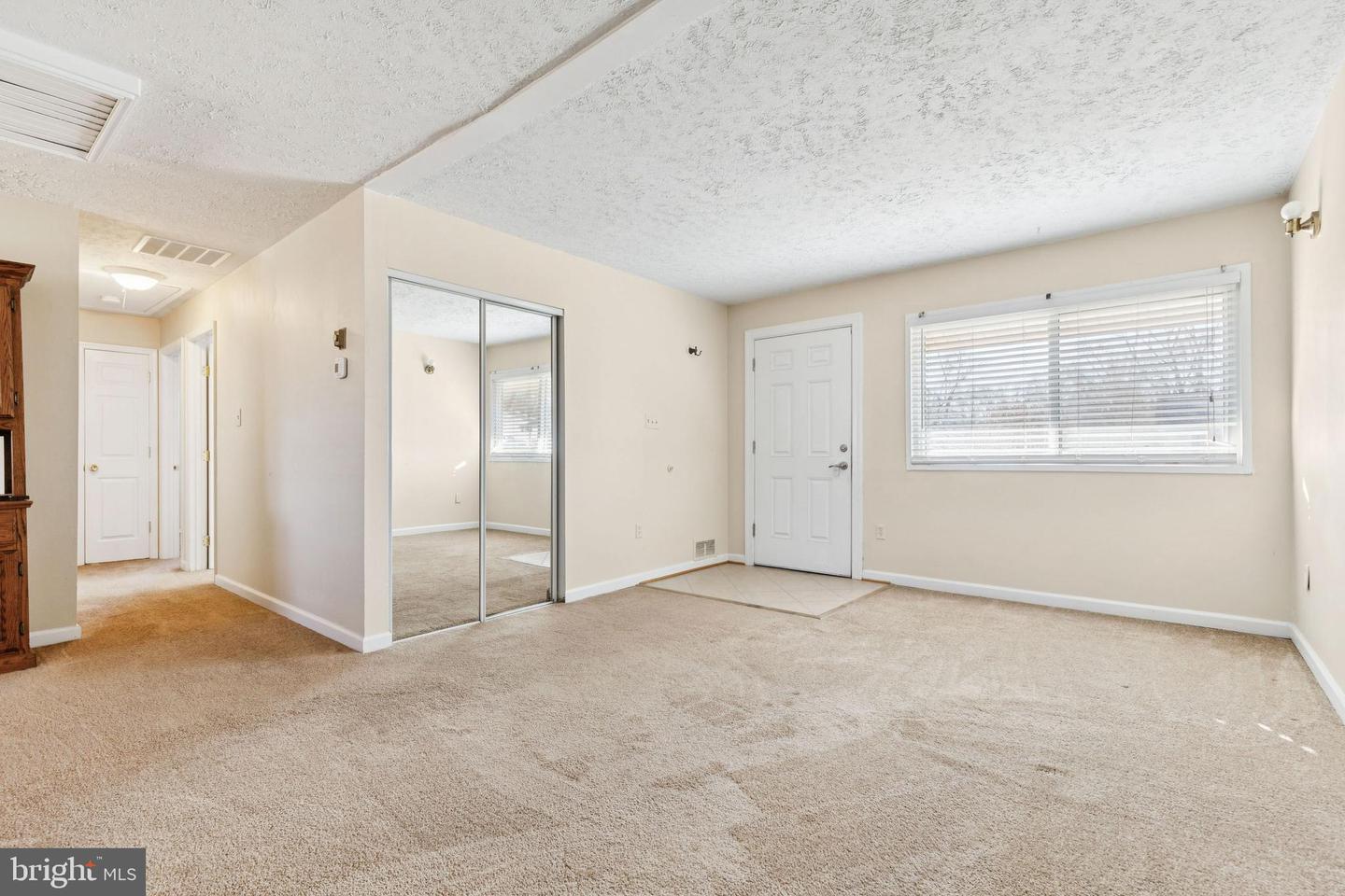 13513 FITZHUGH LN, WOODBRIDGE, Virginia 22191, 3 Bedrooms Bedrooms, ,2 BathroomsBathrooms,Residential,For sale,13513 FITZHUGH LN,VAPW2111014 MLS # VAPW2111014