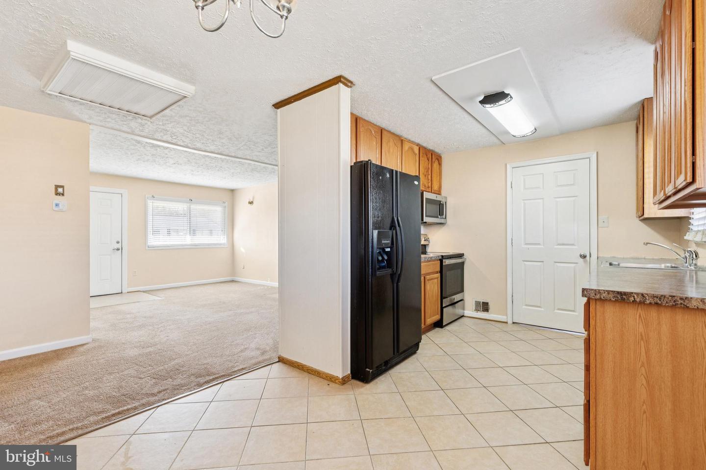 13513 FITZHUGH LN, WOODBRIDGE, Virginia 22191, 3 Bedrooms Bedrooms, ,2 BathroomsBathrooms,Residential,For sale,13513 FITZHUGH LN,VAPW2111014 MLS # VAPW2111014