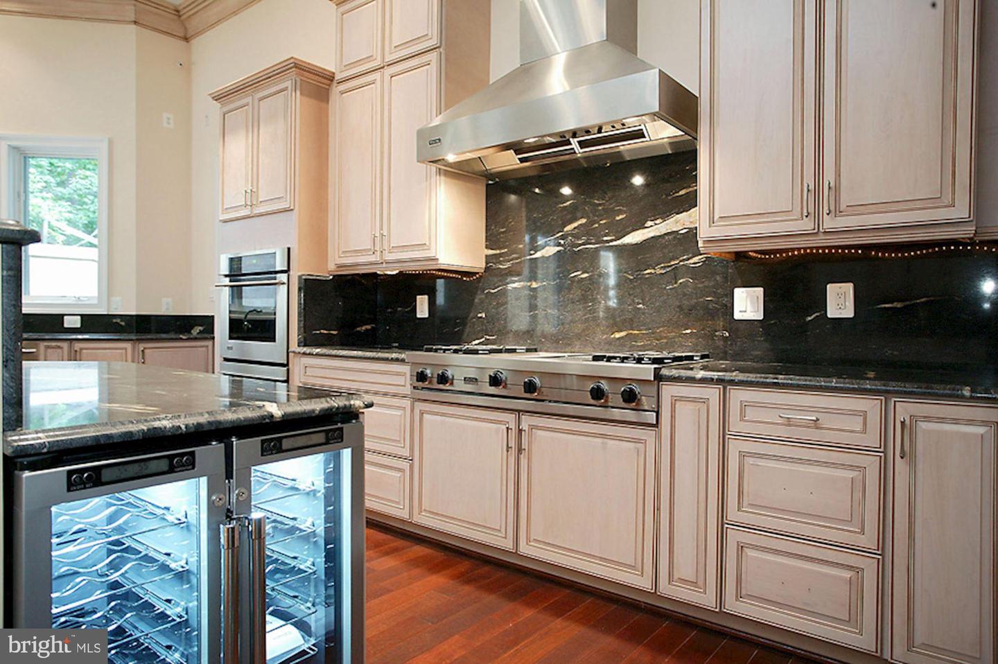 1347 KIRBY RD, MCLEAN, Virginia 22101, 7 Bedrooms Bedrooms, ,7 BathroomsBathrooms,Residential,For sale,1347 KIRBY RD,VAFX2287106 MLS # VAFX2287106