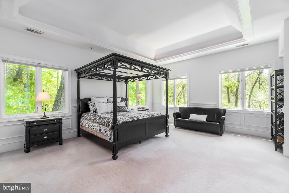 1347 KIRBY RD, MCLEAN, Virginia 22101, 7 Bedrooms Bedrooms, ,7 BathroomsBathrooms,Residential,For sale,1347 KIRBY RD,VAFX2287106 MLS # VAFX2287106