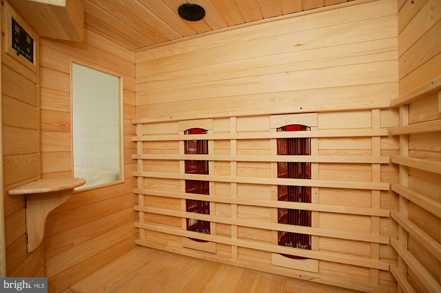 1347 KIRBY RD, MCLEAN, Virginia 22101, 7 Bedrooms Bedrooms, ,7 BathroomsBathrooms,Residential,For sale,1347 KIRBY RD,VAFX2287106 MLS # VAFX2287106