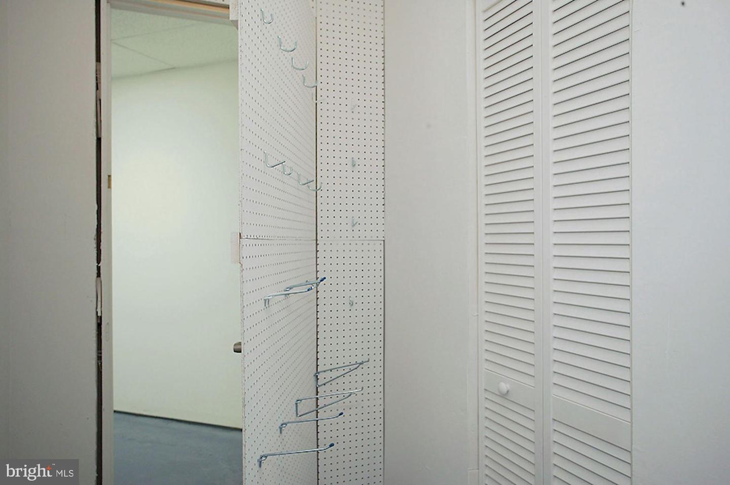 1347 KIRBY RD, MCLEAN, Virginia 22101, 7 Bedrooms Bedrooms, ,7 BathroomsBathrooms,Residential,For sale,1347 KIRBY RD,VAFX2287106 MLS # VAFX2287106