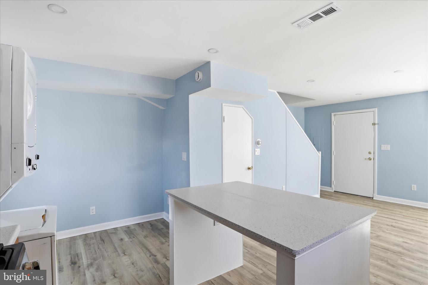 5415 8TH ST S, ARLINGTON, Virginia 22204, 2 Bedrooms Bedrooms, ,1 BathroomBathrooms,Residential,For sale,5415 8TH ST S,VAAR2068024 MLS # VAAR2068024