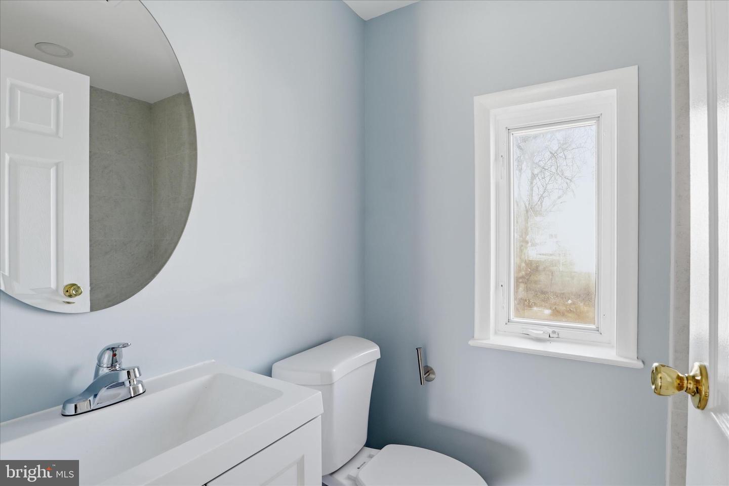 5415 8TH ST S, ARLINGTON, Virginia 22204, 2 Bedrooms Bedrooms, ,1 BathroomBathrooms,Residential,For sale,5415 8TH ST S,VAAR2068024 MLS # VAAR2068024