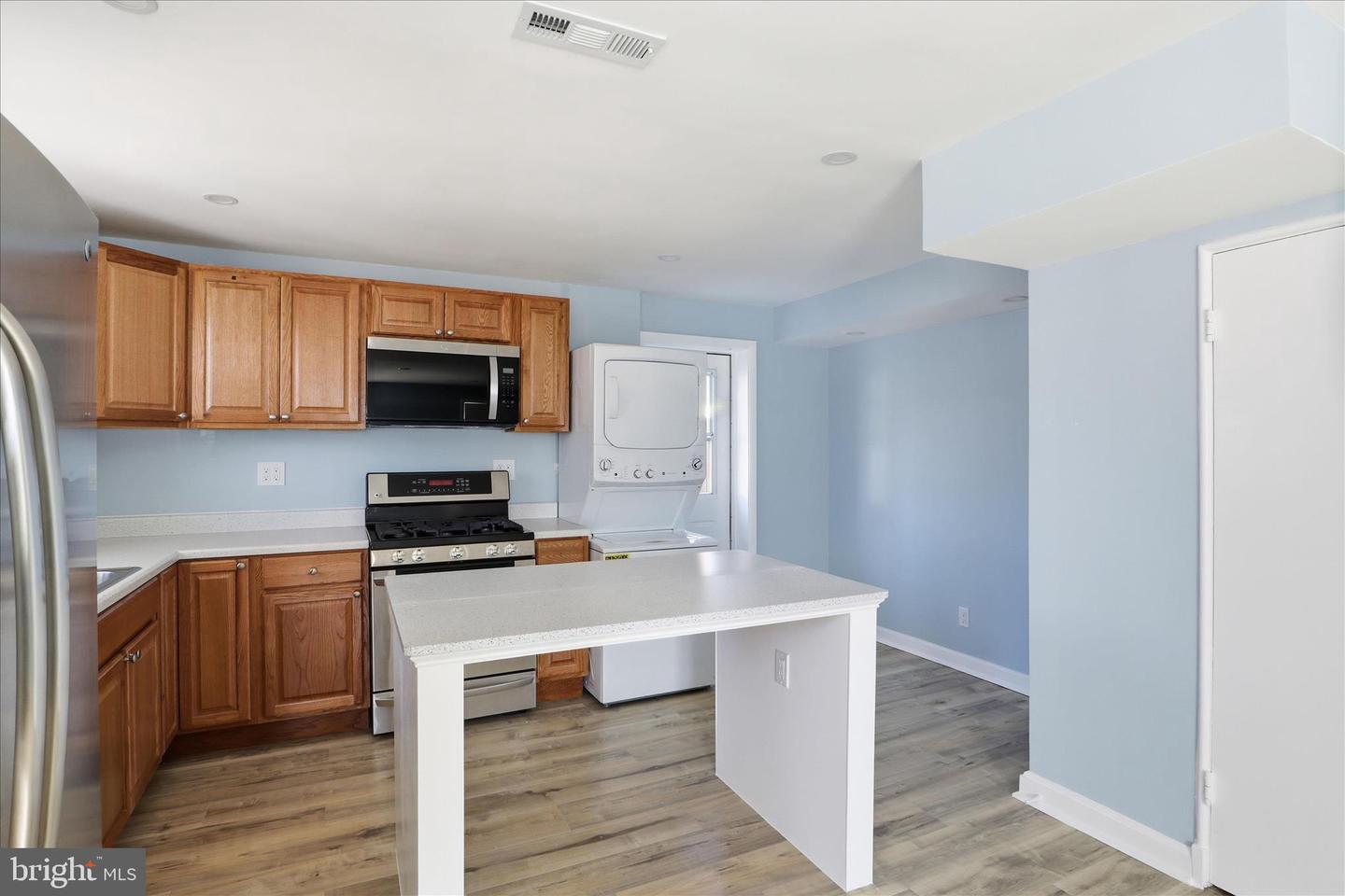 5415 8TH ST S, ARLINGTON, Virginia 22204, 2 Bedrooms Bedrooms, ,1 BathroomBathrooms,Residential,For sale,5415 8TH ST S,VAAR2068024 MLS # VAAR2068024