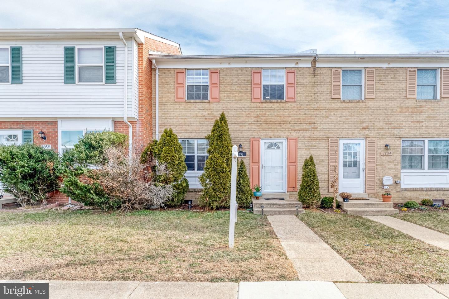 1856 FORT PULASKI CT, DUMFRIES, Virginia 22026, 3 Bedrooms Bedrooms, ,2 BathroomsBathrooms,Residential,For sale,1856 FORT PULASKI CT,VAPW2111066 MLS # VAPW2111066