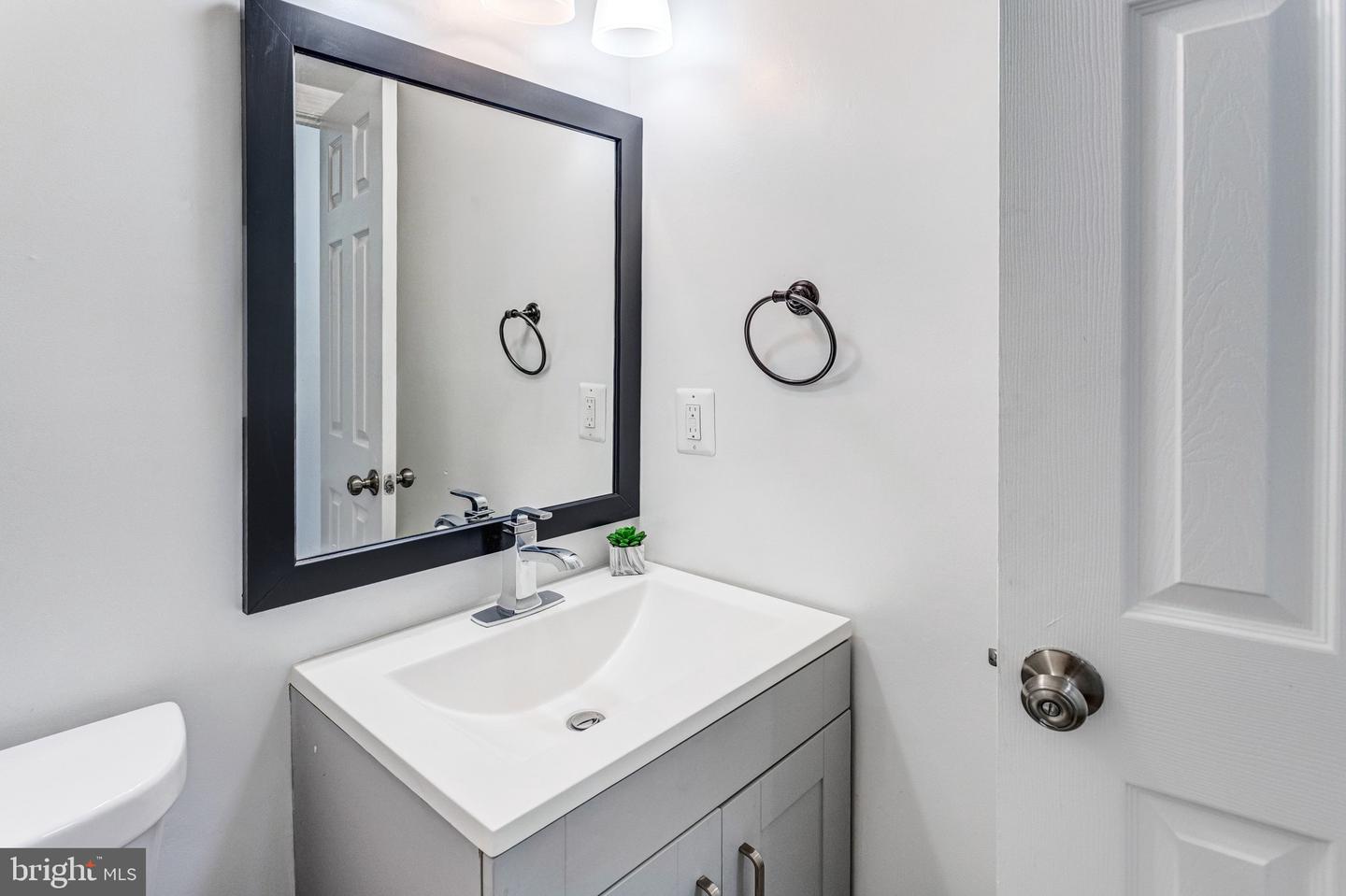 1856 FORT PULASKI CT, DUMFRIES, Virginia 22026, 3 Bedrooms Bedrooms, ,2 BathroomsBathrooms,Residential,For sale,1856 FORT PULASKI CT,VAPW2111066 MLS # VAPW2111066