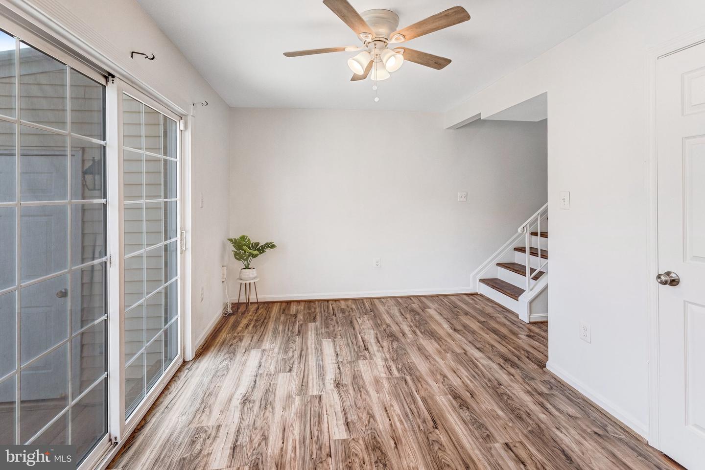 1856 FORT PULASKI CT, DUMFRIES, Virginia 22026, 3 Bedrooms Bedrooms, ,2 BathroomsBathrooms,Residential,For sale,1856 FORT PULASKI CT,VAPW2111066 MLS # VAPW2111066