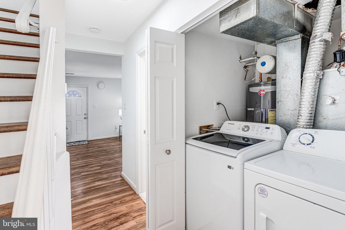 1856 FORT PULASKI CT, DUMFRIES, Virginia 22026, 3 Bedrooms Bedrooms, ,2 BathroomsBathrooms,Residential,For sale,1856 FORT PULASKI CT,VAPW2111066 MLS # VAPW2111066