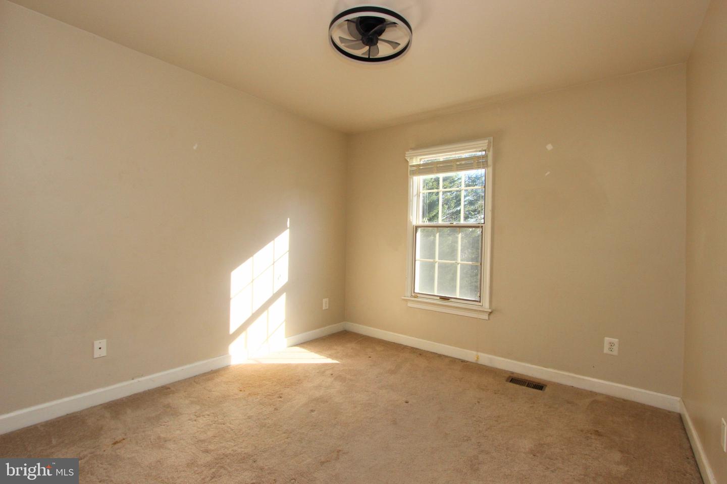 13 BURNS RD, STAFFORD, Virginia 22554, 4 Bedrooms Bedrooms, ,3 BathroomsBathrooms,Residential,For sale,13 BURNS RD,VAST2045444 MLS # VAST2045444