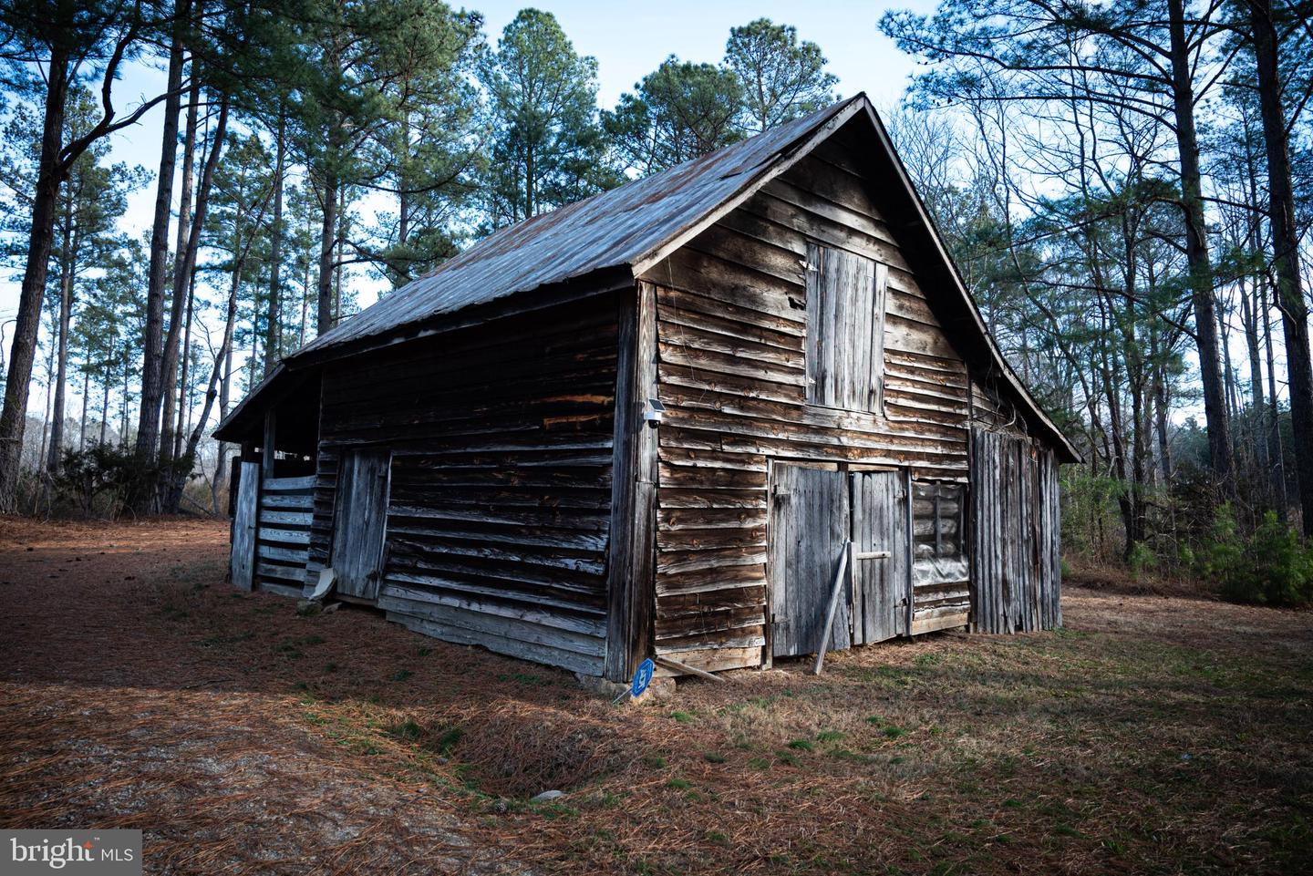 1052 S HILL RD, BRODNAX, Virginia 23920, 3 Bedrooms Bedrooms, 5 Rooms Rooms,2 BathroomsBathrooms,Residential,For sale,1052 S HILL RD,VALB2000070 MLS # VALB2000070