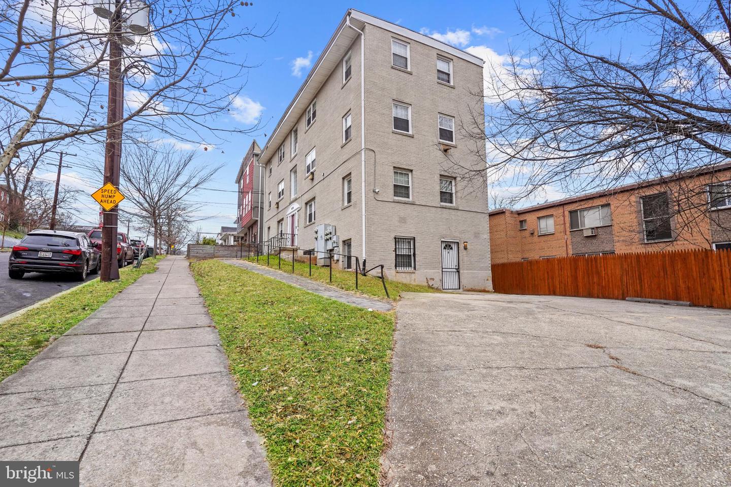 4274 FOOTE ST NE #1, WASHINGTON, District Of Columbia 20019, 3 Bedrooms Bedrooms, 5 Rooms Rooms,2 BathroomsBathrooms,Residential,For sale,4274 FOOTE ST NE #1,DCDC2242910 MLS # DCDC2242910