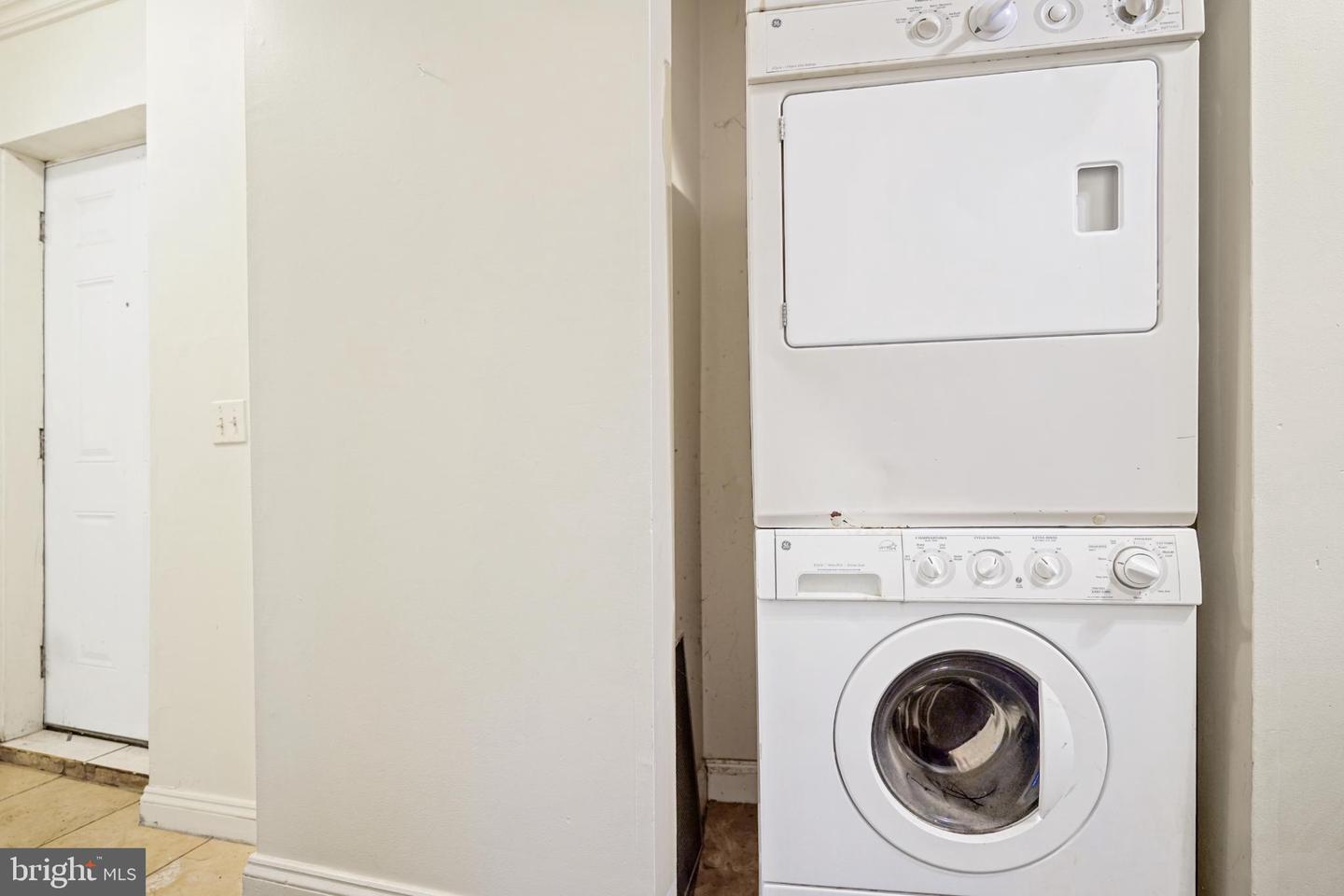 4274 FOOTE ST NE #1, WASHINGTON, District Of Columbia 20019, 3 Bedrooms Bedrooms, 5 Rooms Rooms,2 BathroomsBathrooms,Residential,For sale,4274 FOOTE ST NE #1,DCDC2242910 MLS # DCDC2242910