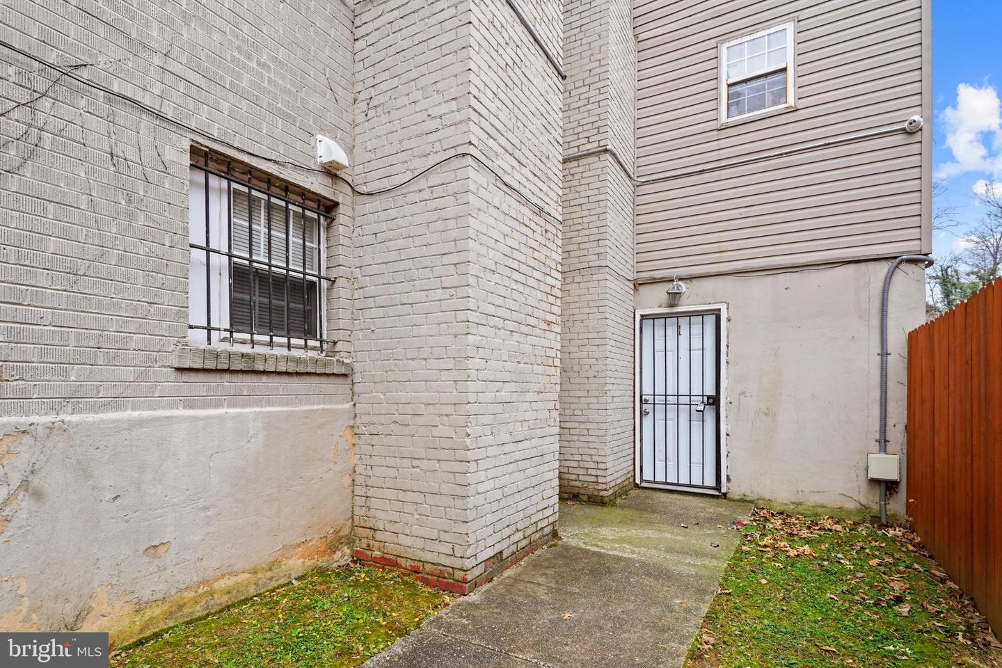 4274 FOOTE ST NE #1, WASHINGTON, District Of Columbia 20019, 3 Bedrooms Bedrooms, 5 Rooms Rooms,2 BathroomsBathrooms,Residential,For sale,4274 FOOTE ST NE #1,DCDC2242910 MLS # DCDC2242910