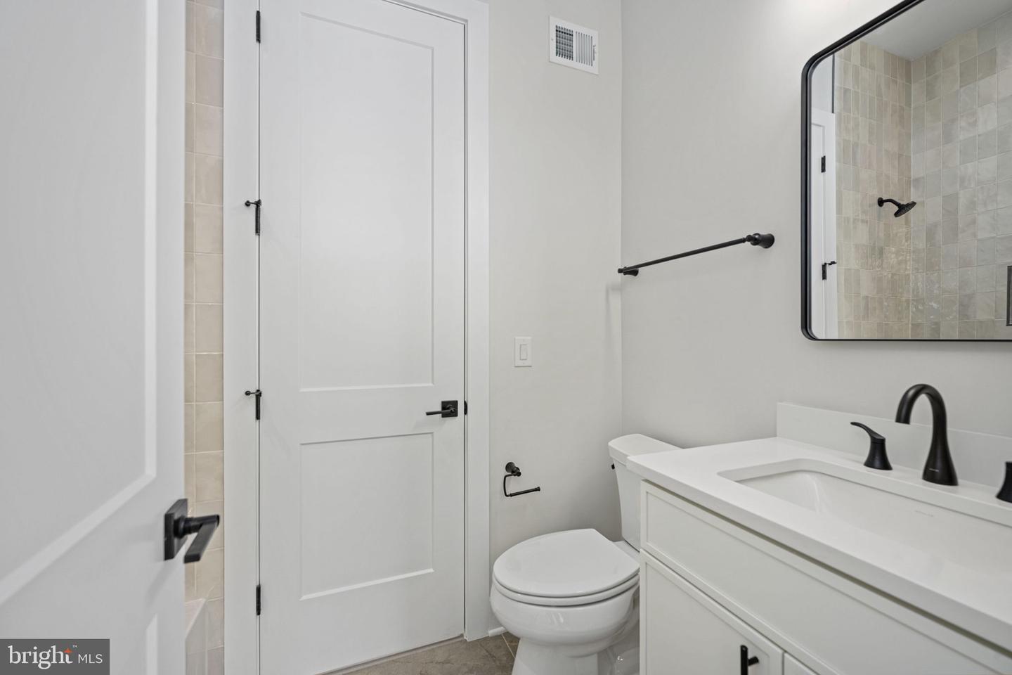 9435 SIGNATURE WAY, FREDERICKSBURG, Virginia 22407, 5 Bedrooms Bedrooms, ,4 BathroomsBathrooms,Residential,For sale,9435 SIGNATURE WAY,VASP2038816 MLS # VASP2038816