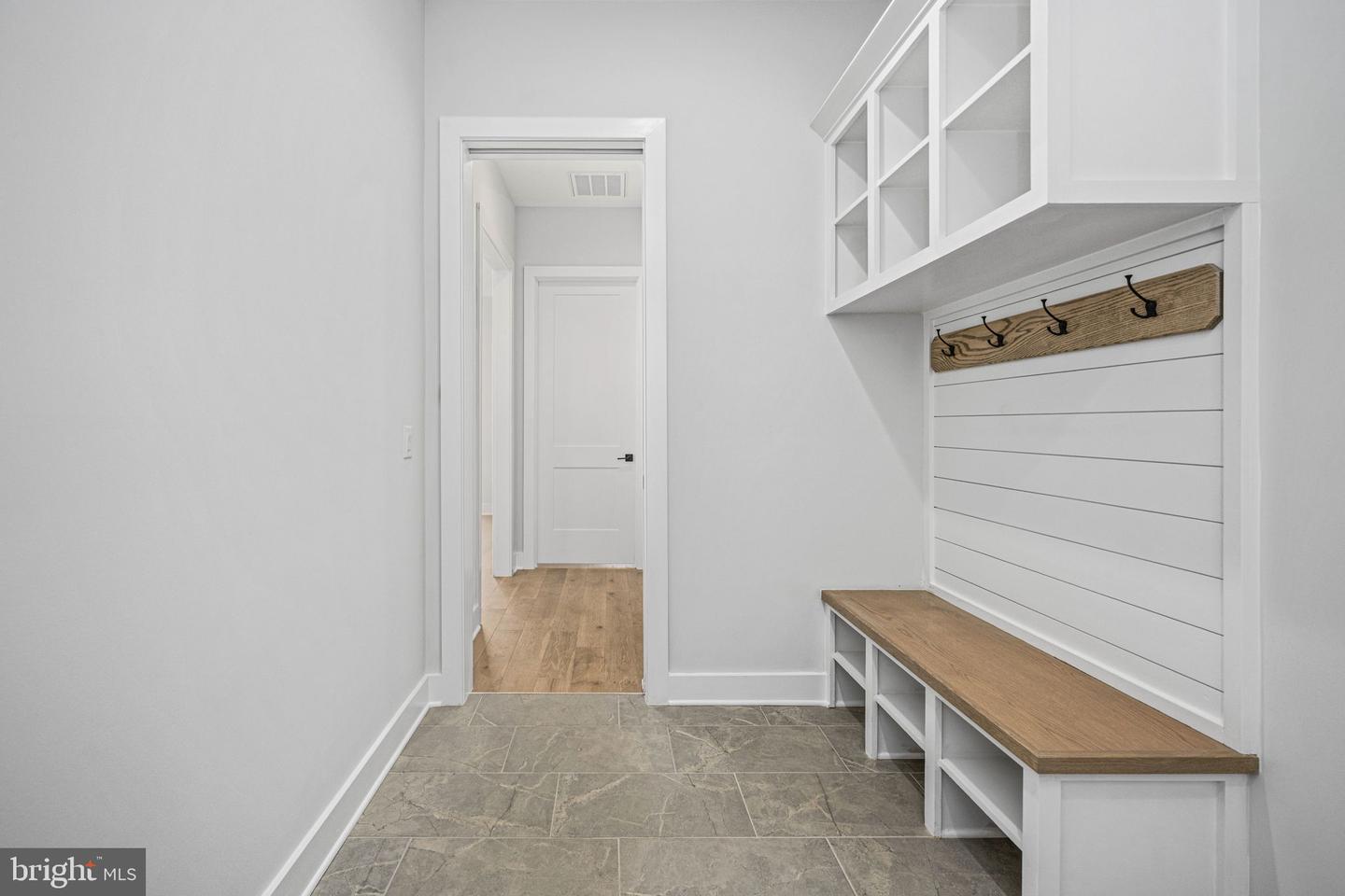 9435 SIGNATURE WAY, FREDERICKSBURG, Virginia 22407, 5 Bedrooms Bedrooms, ,4 BathroomsBathrooms,Residential,For sale,9435 SIGNATURE WAY,VASP2038816 MLS # VASP2038816