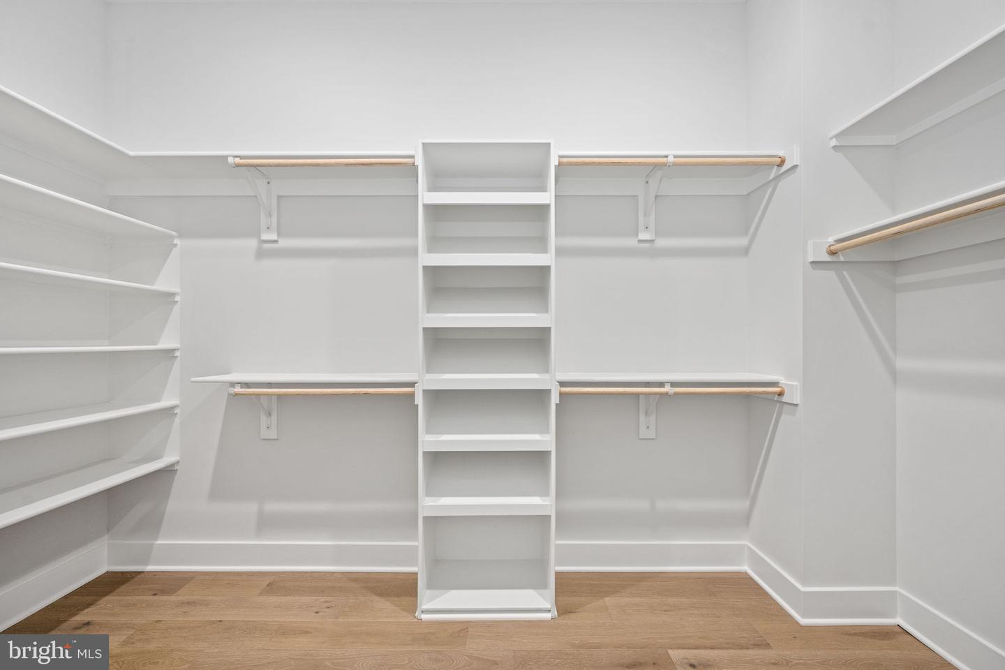 9435 SIGNATURE WAY, FREDERICKSBURG, Virginia 22407, 5 Bedrooms Bedrooms, ,4 BathroomsBathrooms,Residential,For sale,9435 SIGNATURE WAY,VASP2038816 MLS # VASP2038816