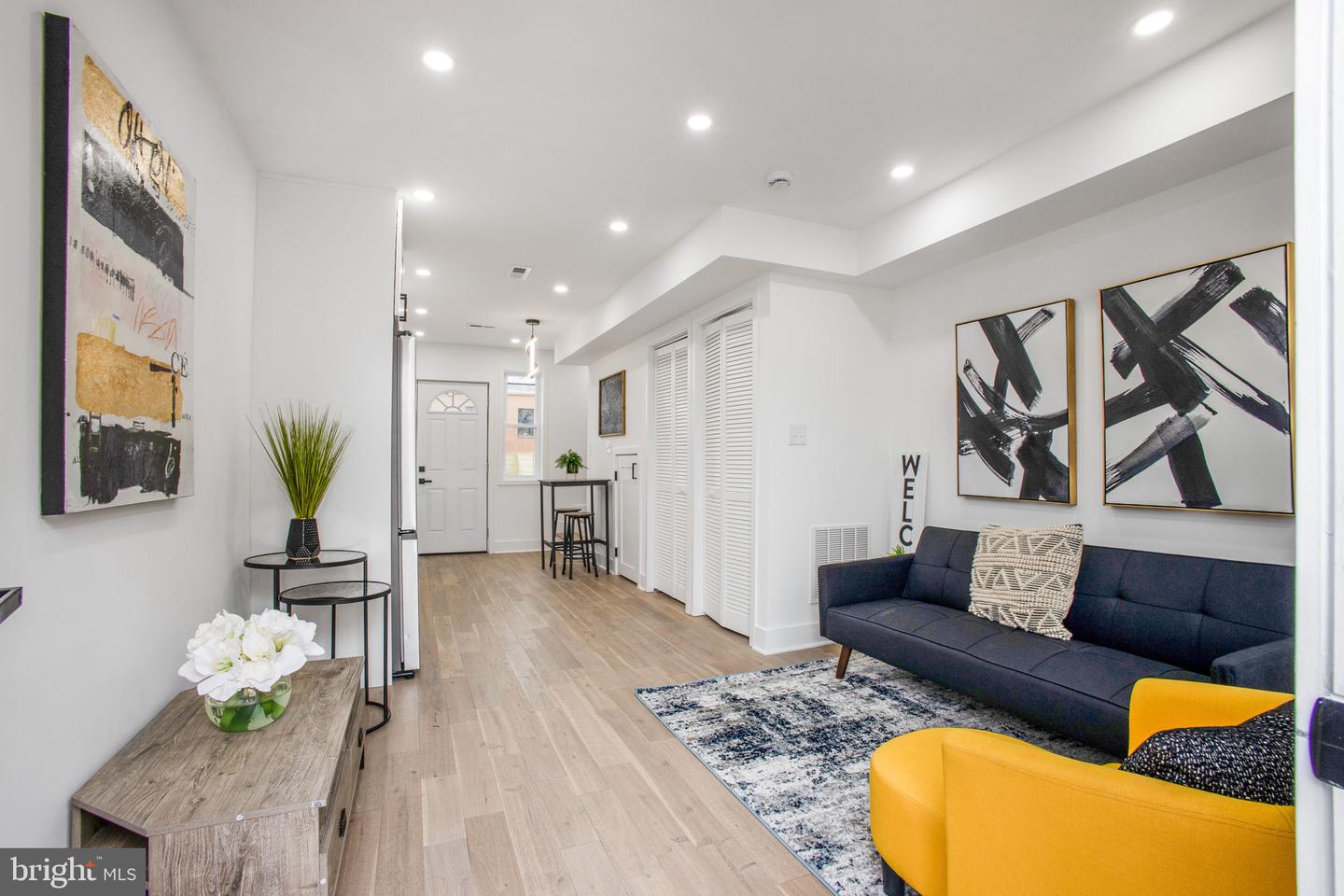 702 19TH ST NE, WASHINGTON, District Of Columbia 20002, 2 Bedrooms Bedrooms, ,1 BathroomBathrooms,Residential,For sale,702 19TH ST NE,DCDC2242916 MLS # DCDC2242916