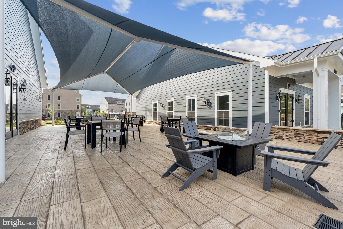 1049 INFERNO TER SE, LEESBURG, Virginia 20175, 3 Bedrooms Bedrooms, ,2 BathroomsBathrooms,Residential,For sale,1049 INFERNO TER SE,VALO2114474 MLS # VALO2114474