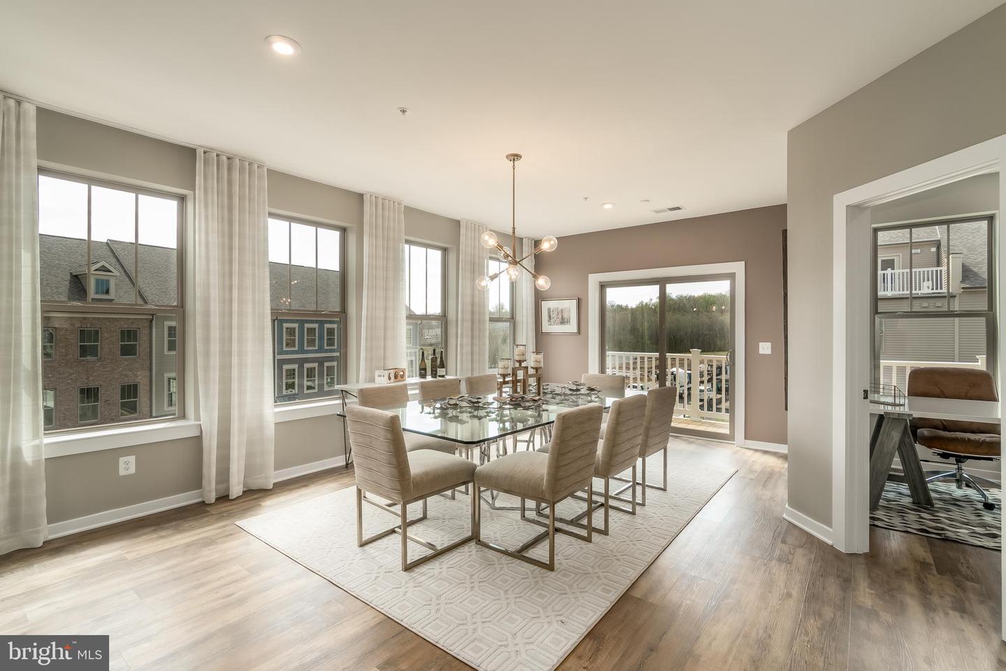 1061 INFERNO TER SE, LEESBURG, Virginia 20175, 3 Bedrooms Bedrooms, ,2 BathroomsBathrooms,Residential,For sale,1061 INFERNO TER SE,VALO2114476 MLS # VALO2114476