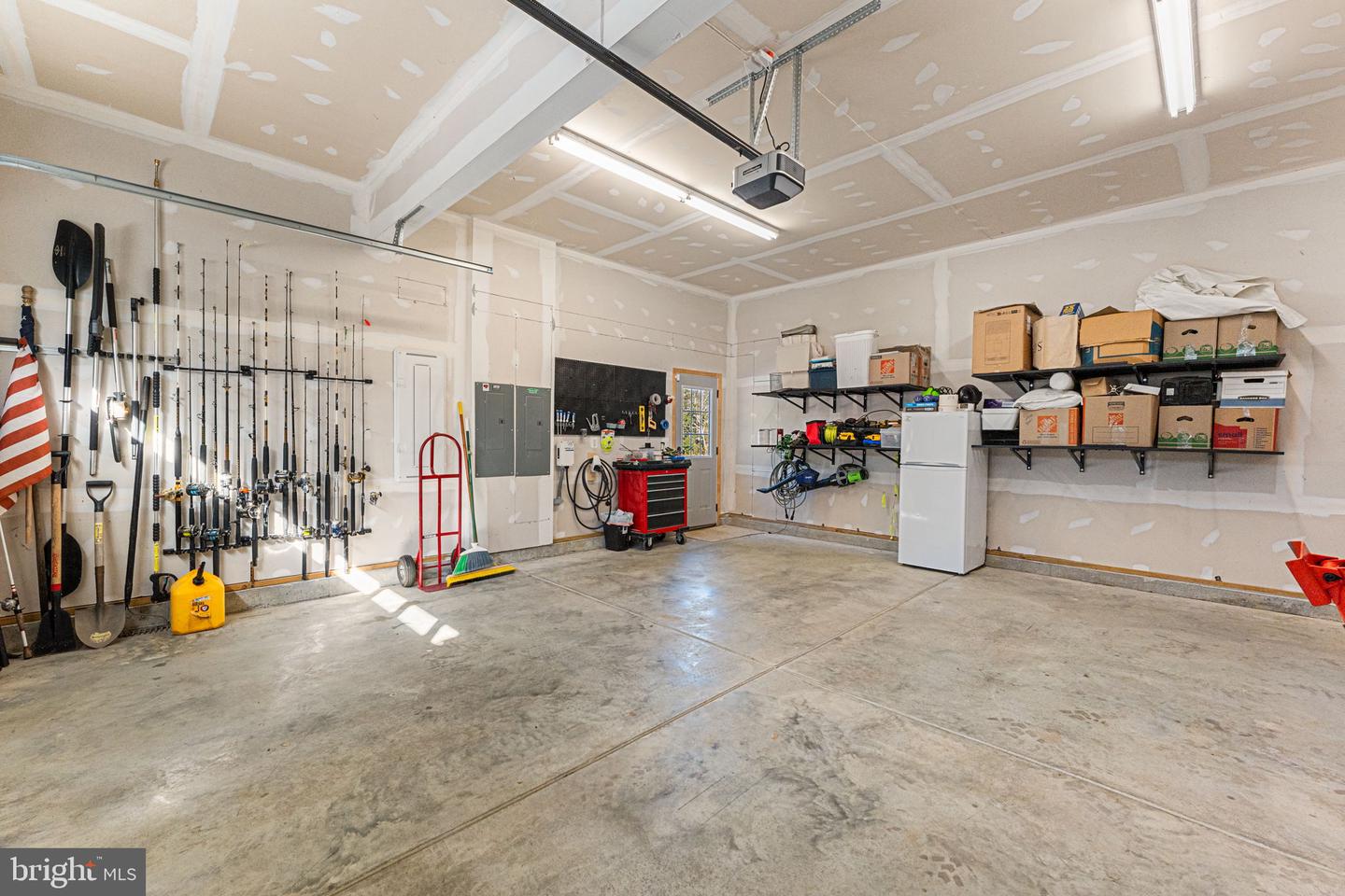 595 LOVERS LN, LANCASTER, Virginia 22503, 5 Bedrooms Bedrooms, ,4 BathroomsBathrooms,Residential,For sale,595 LOVERS LN,VALV2000952 MLS # VALV2000952