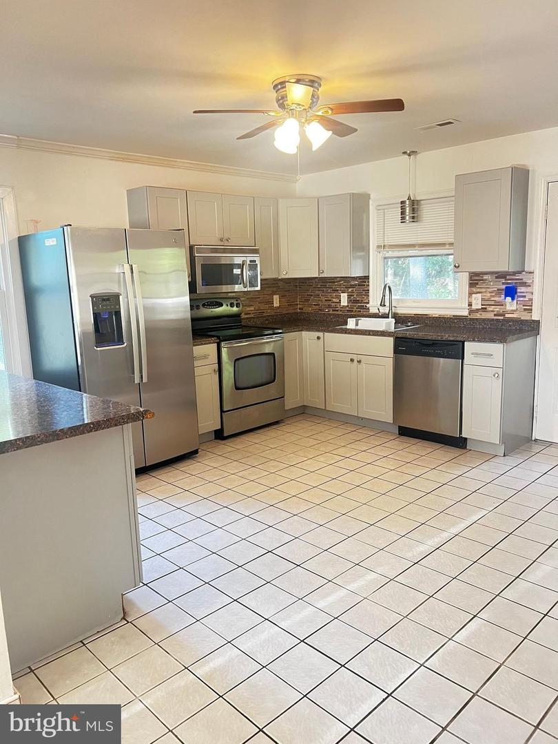 11332 CEDAR RUN, PRINCE GEORGE, Virginia 23875, 3 Bedrooms Bedrooms, ,2 BathroomsBathrooms,Residential,For sale,11332 CEDAR RUN,VAPV2000104 MLS # VAPV2000104 11332 CEDAR RUN, PRINCE GEORGE, Virginia 23875, 3 Bedrooms Bedrooms, ,2 BathroomsBathrooms,Residential,For sale,11332 CEDAR RUN,VAPV2000104 MLS # VAPV2000104