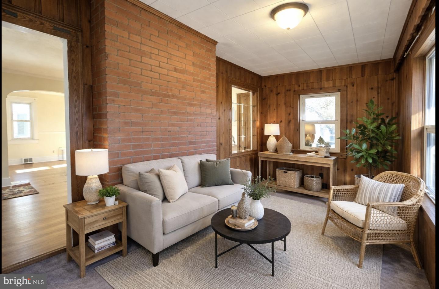 712 FREDERICK AVE, WINCHESTER, Virginia 22601, 3 Bedrooms Bedrooms, ,2 BathroomsBathrooms,Residential,For sale,712 FREDERICK AVE,VAWI2009832 MLS # VAWI2009832