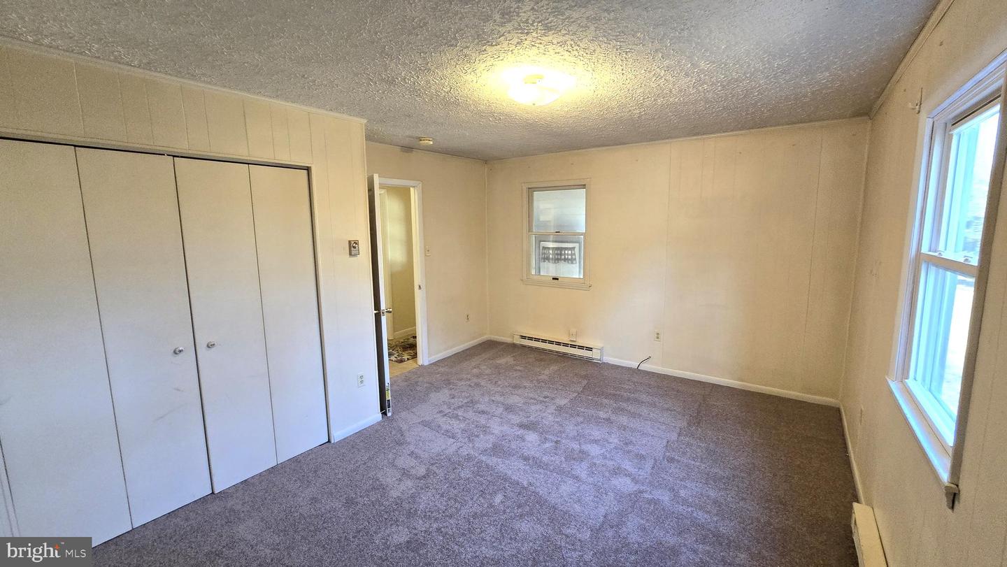 712 FREDERICK AVE, WINCHESTER, Virginia 22601, 3 Bedrooms Bedrooms, ,2 BathroomsBathrooms,Residential,For sale,712 FREDERICK AVE,VAWI2009832 MLS # VAWI2009832