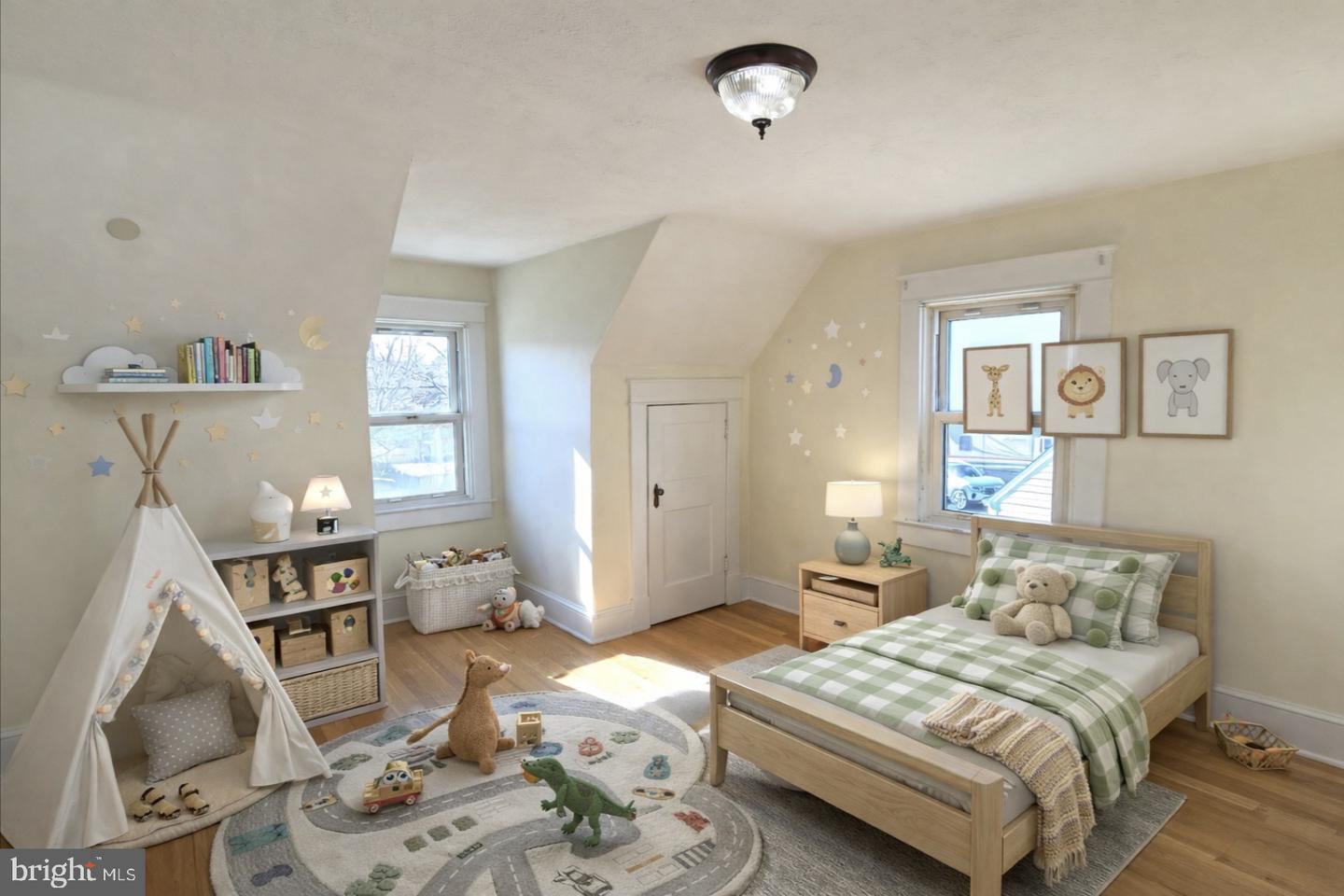 712 FREDERICK AVE, WINCHESTER, Virginia 22601, 3 Bedrooms Bedrooms, ,2 BathroomsBathrooms,Residential,For sale,712 FREDERICK AVE,VAWI2009832 MLS # VAWI2009832